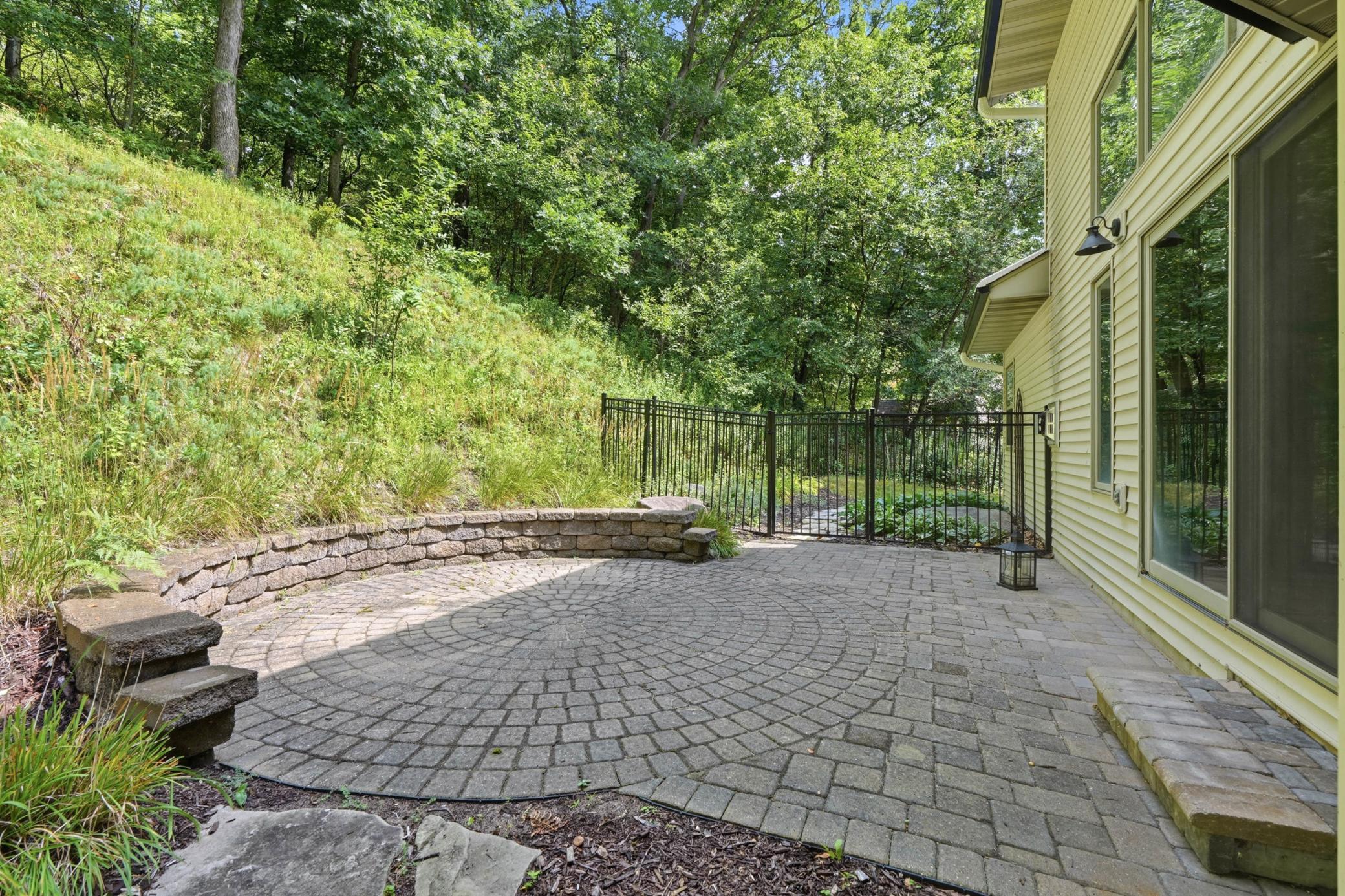 main property photo 44