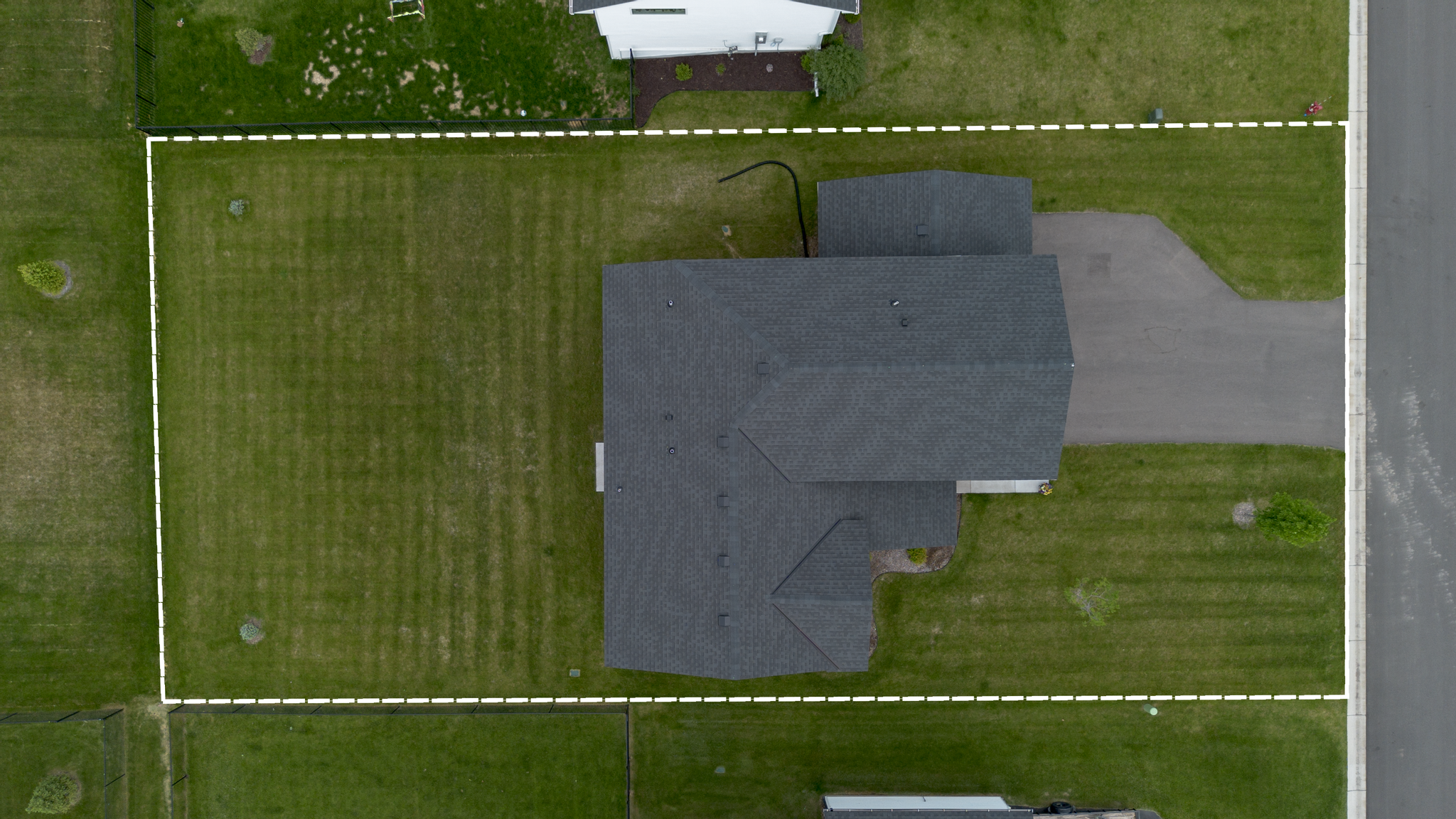 main property photo 43