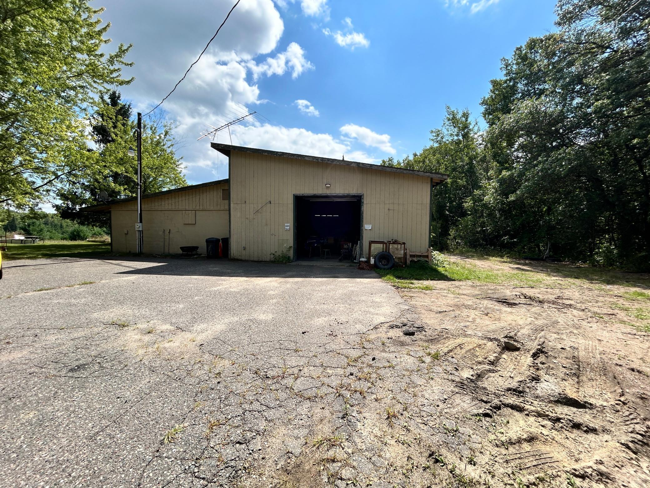main property photo 43