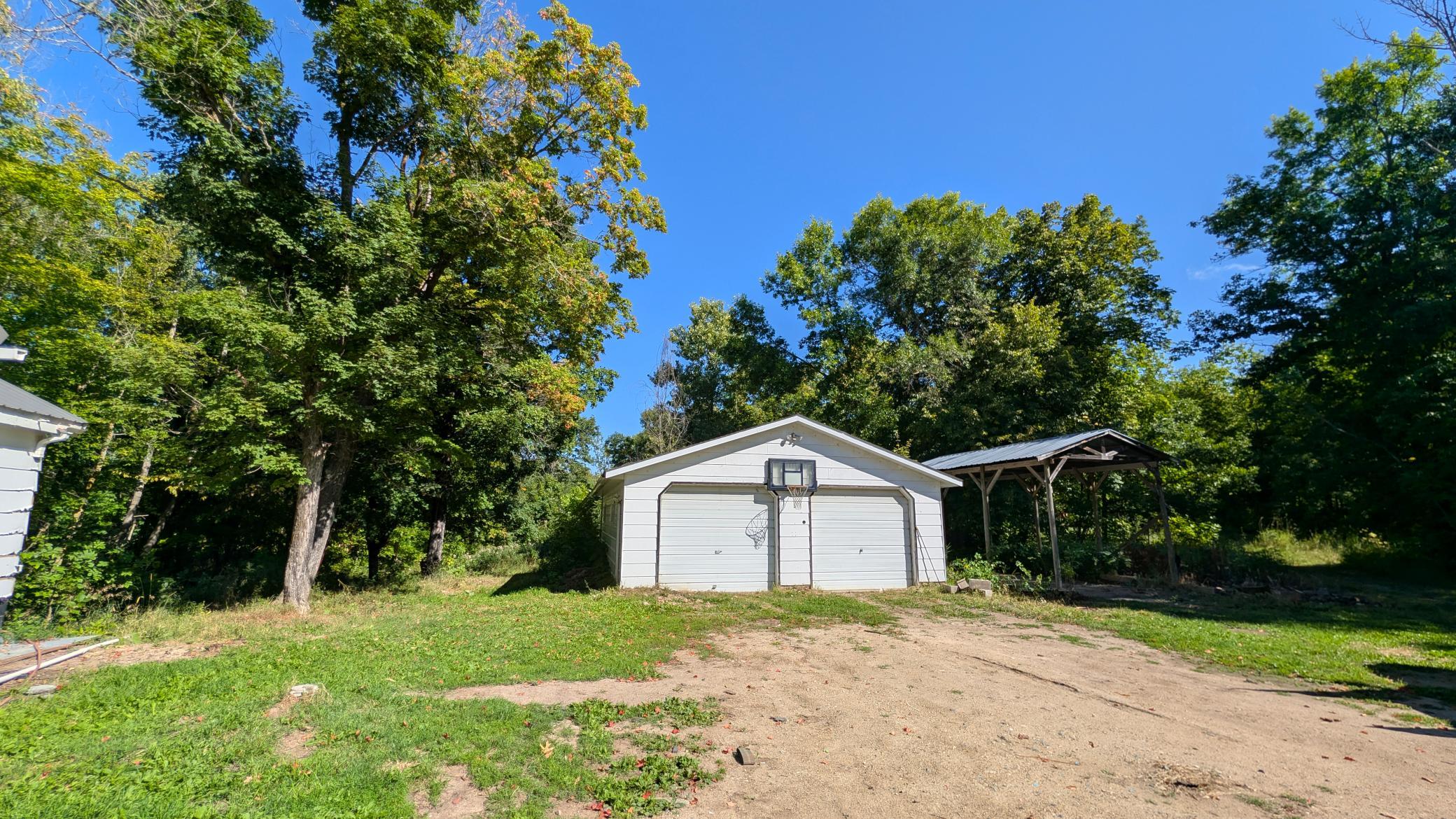 main property photo 51