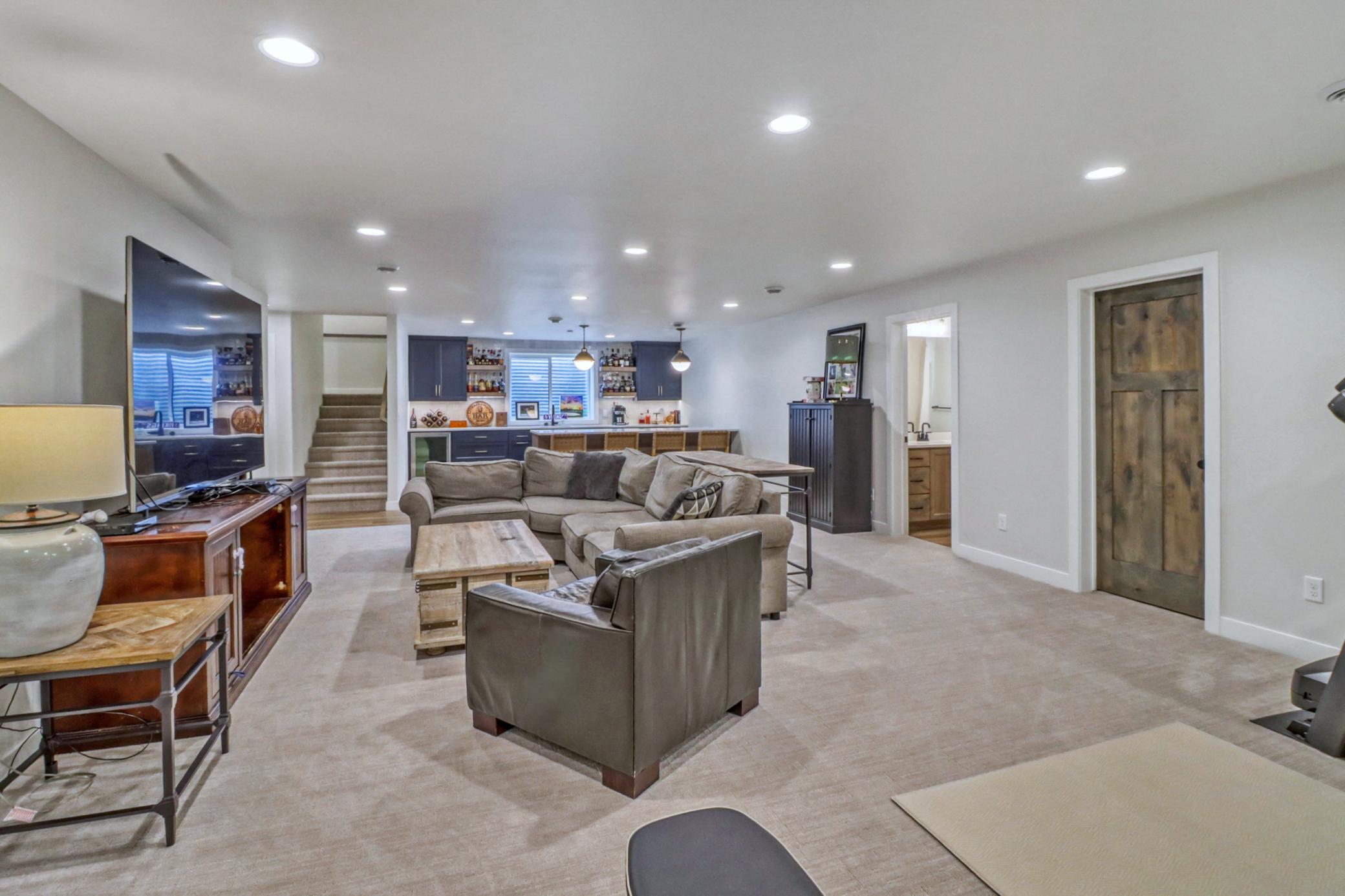 main property photo 63