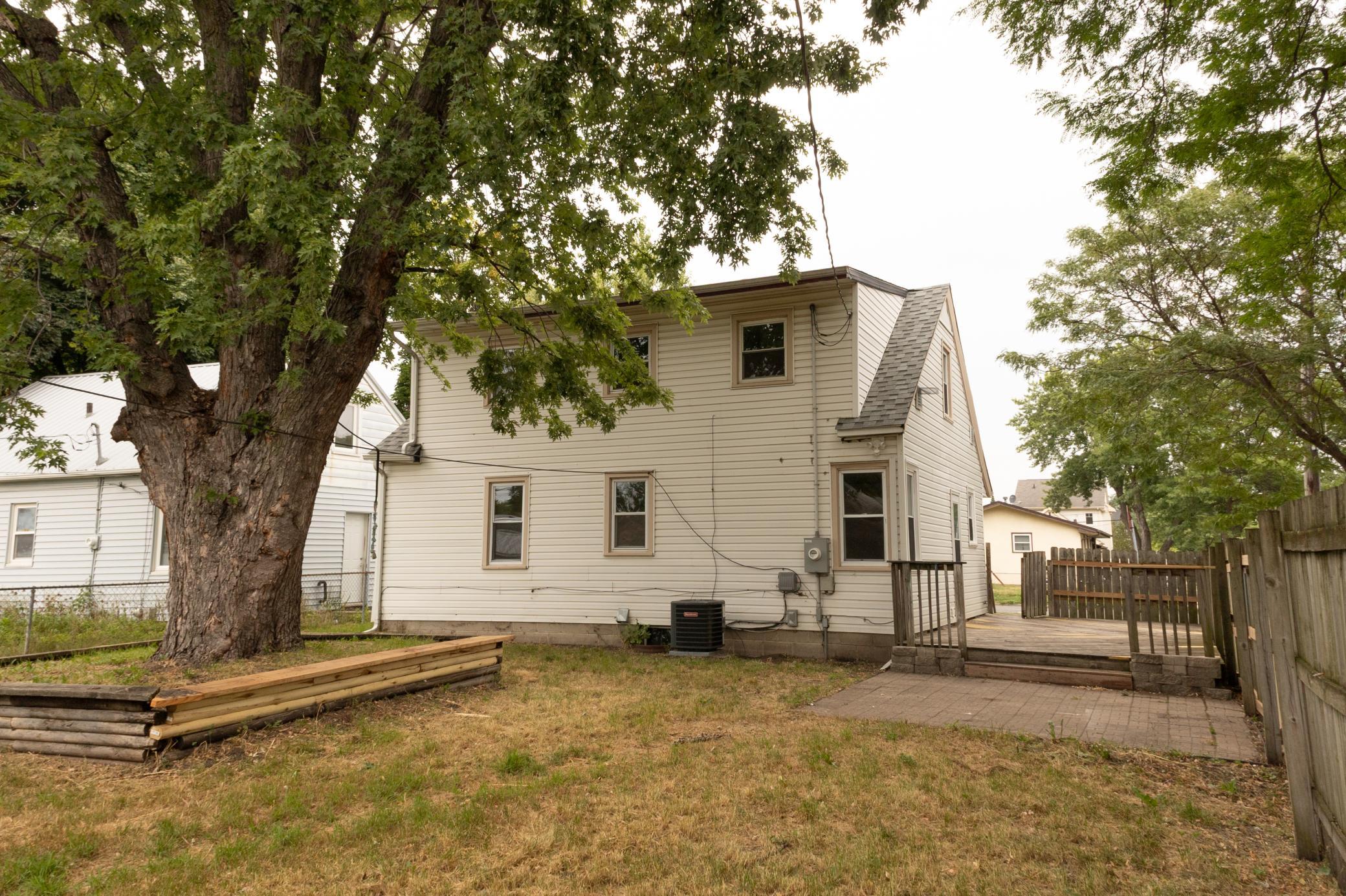 main property photo 19