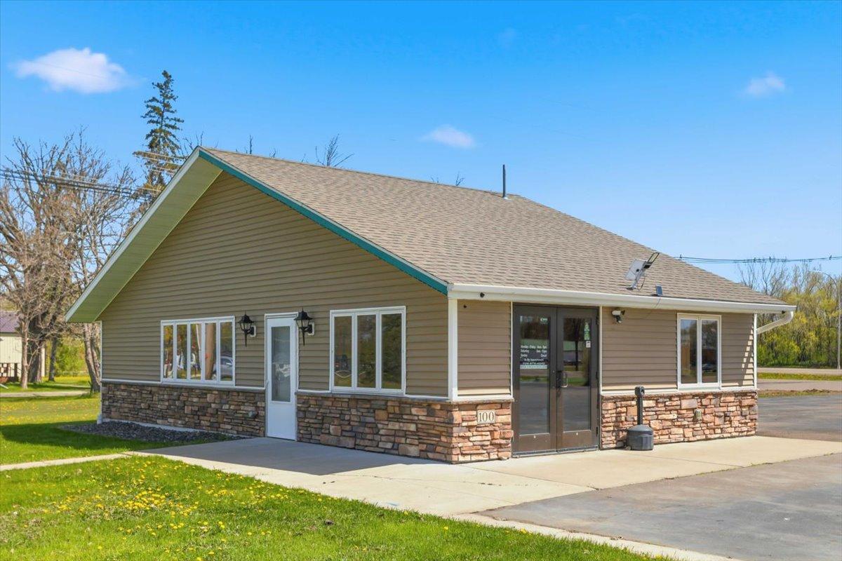 main property photo 8