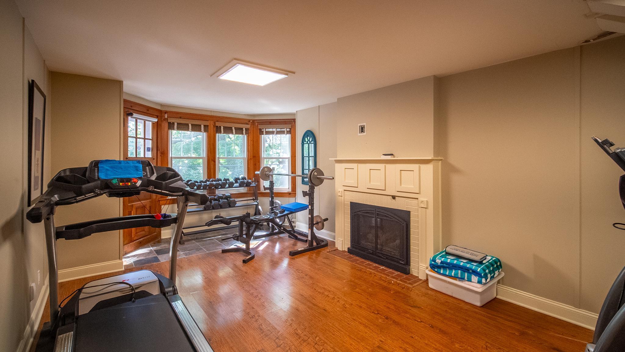main property photo 34