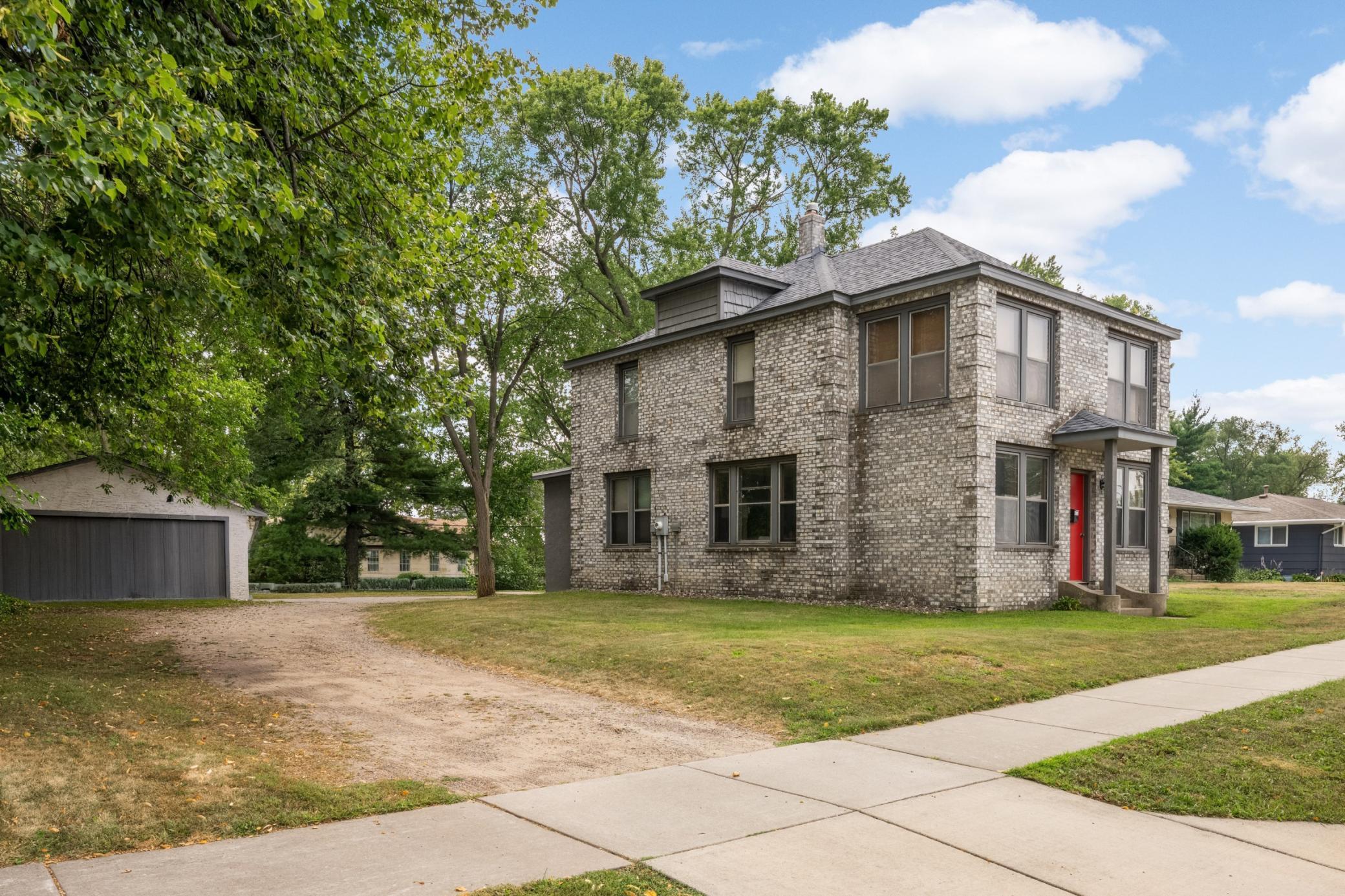 main property photo 19
