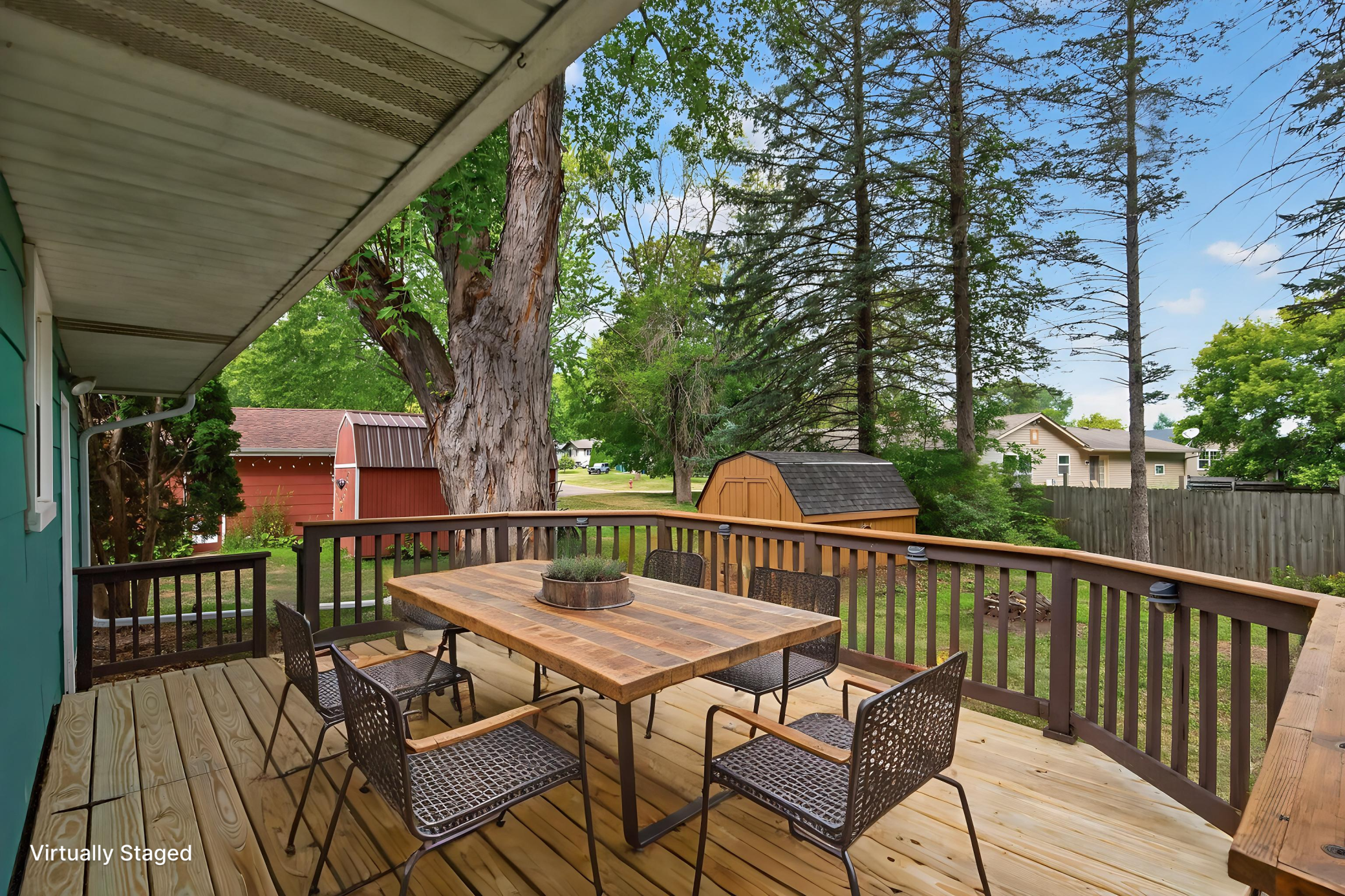 main property photo 16
