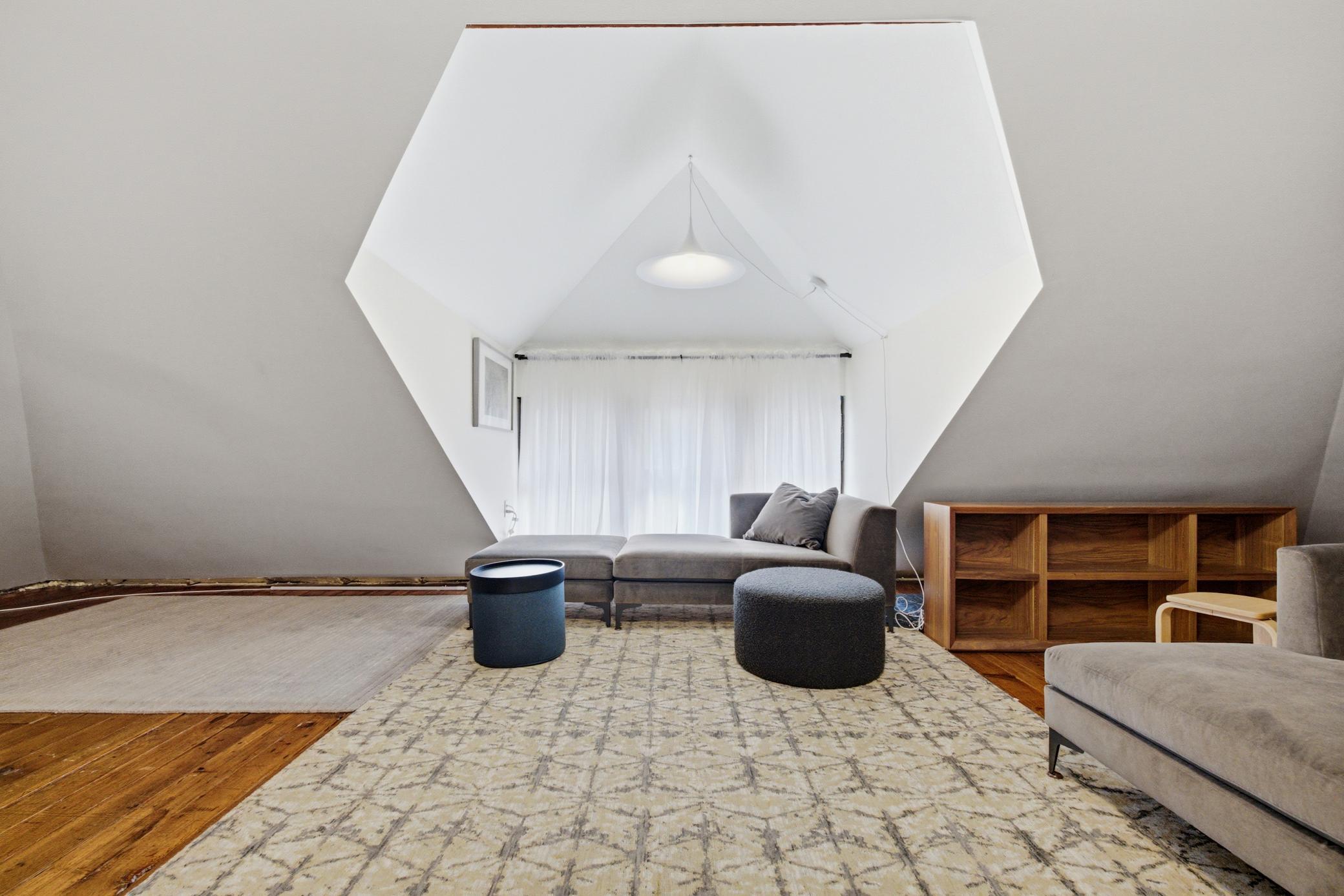 main property photo 59