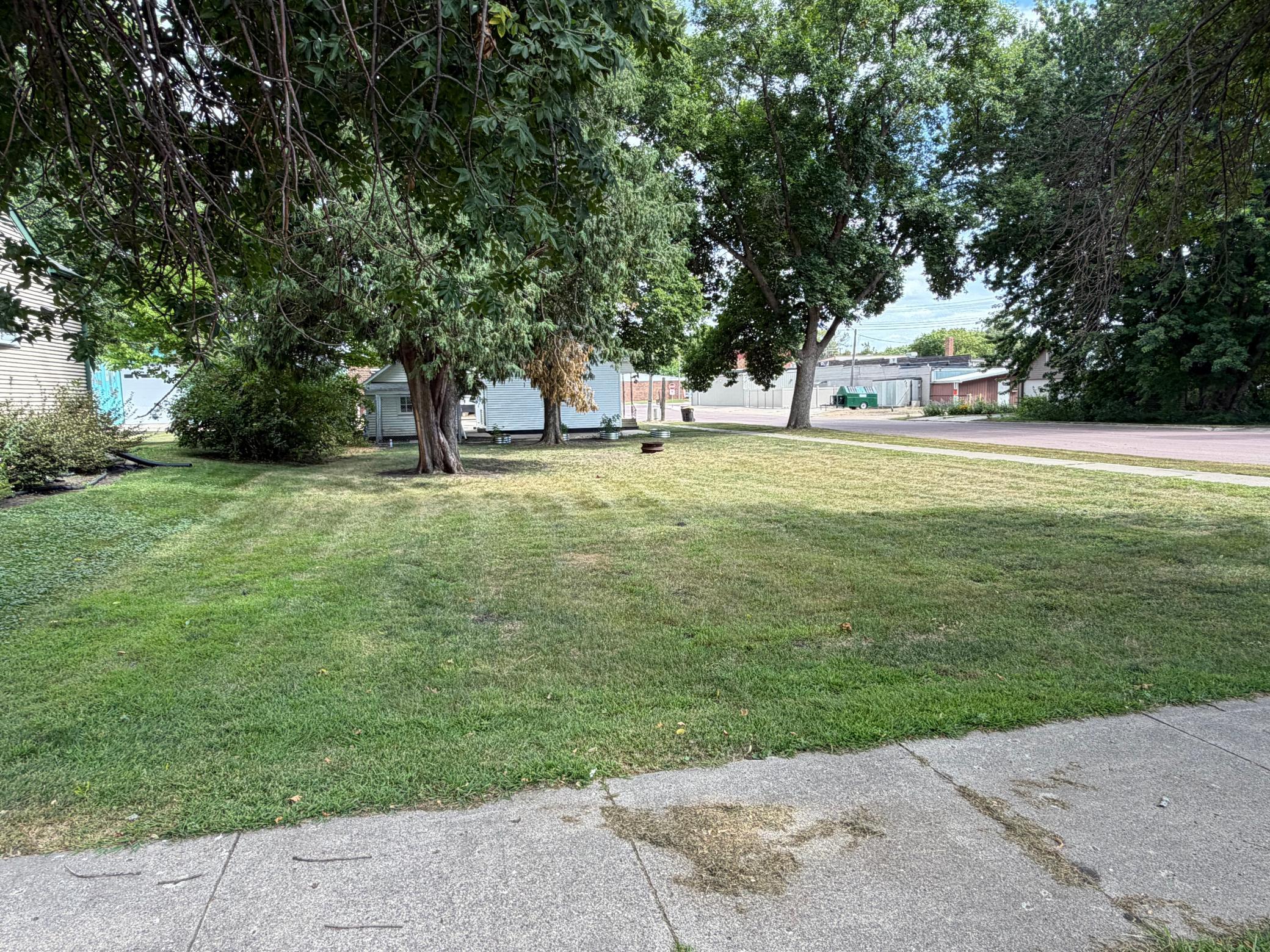 main property photo 7