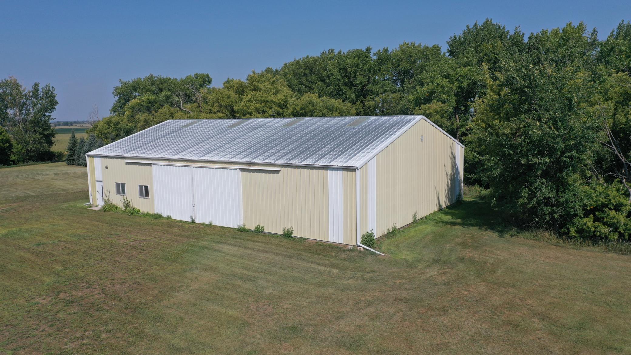 main property photo 37