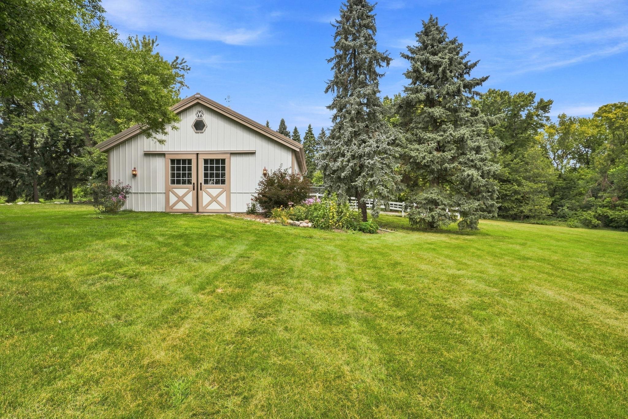 main property photo 21