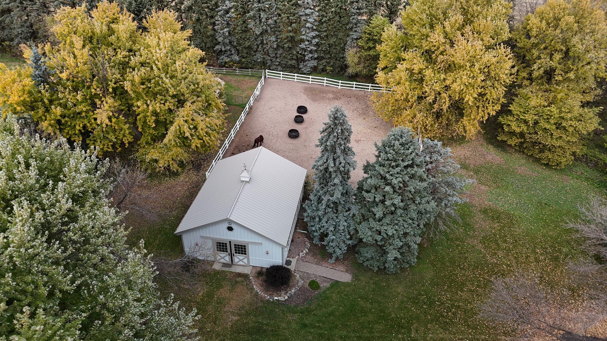 main property photo 22