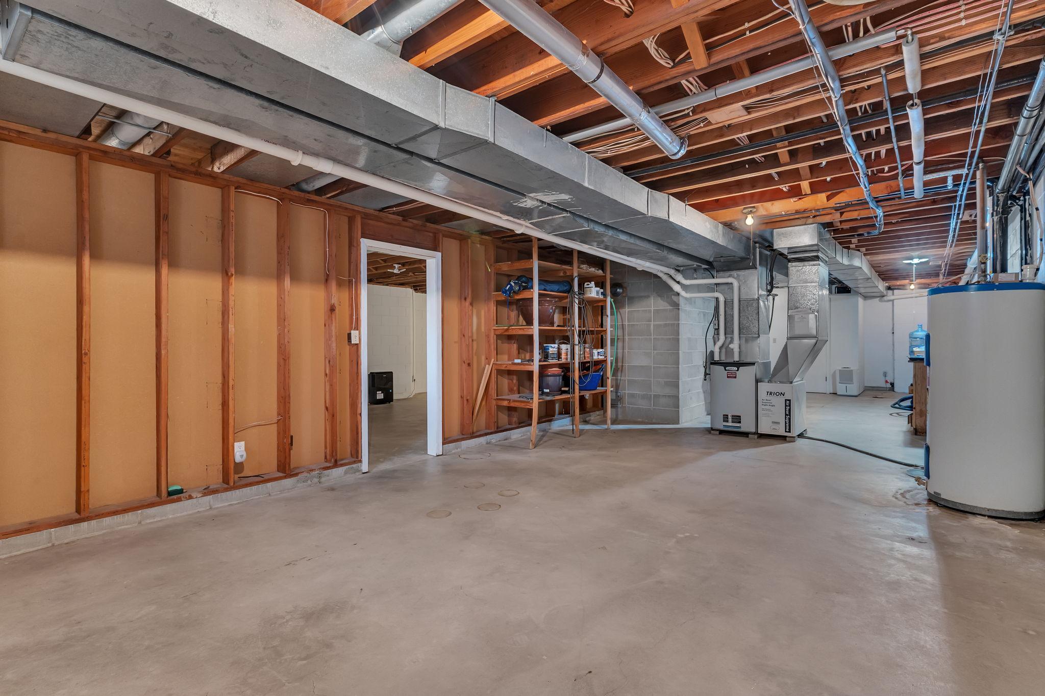 main property photo 79