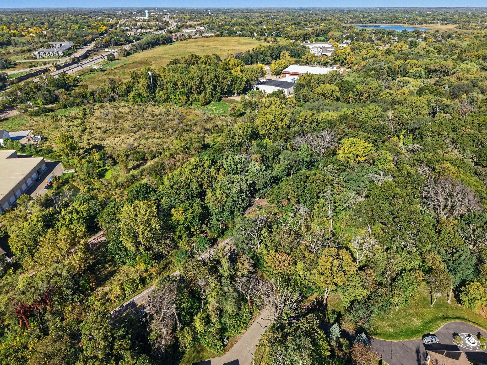 main property photo 7