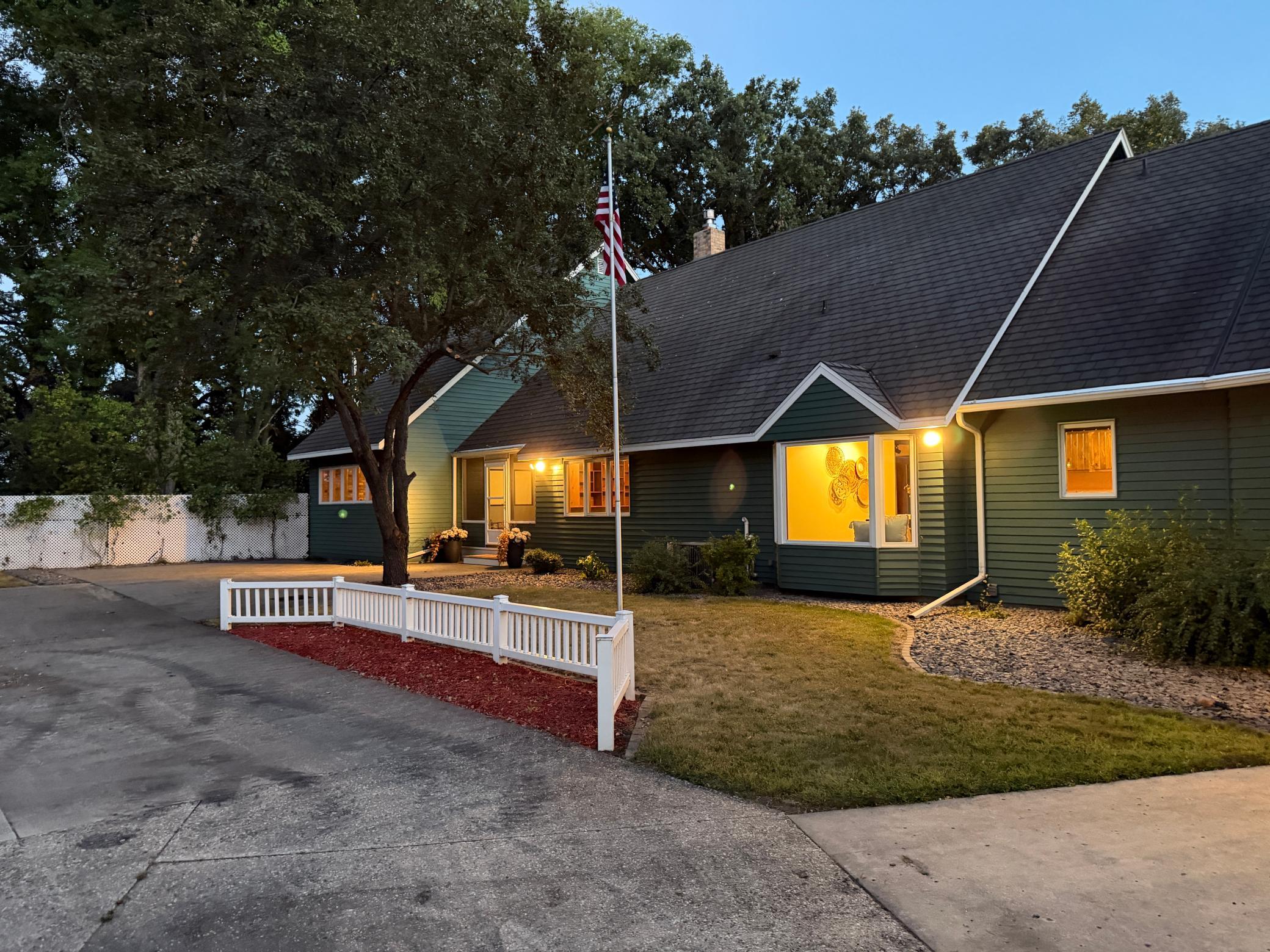 main property photo 15