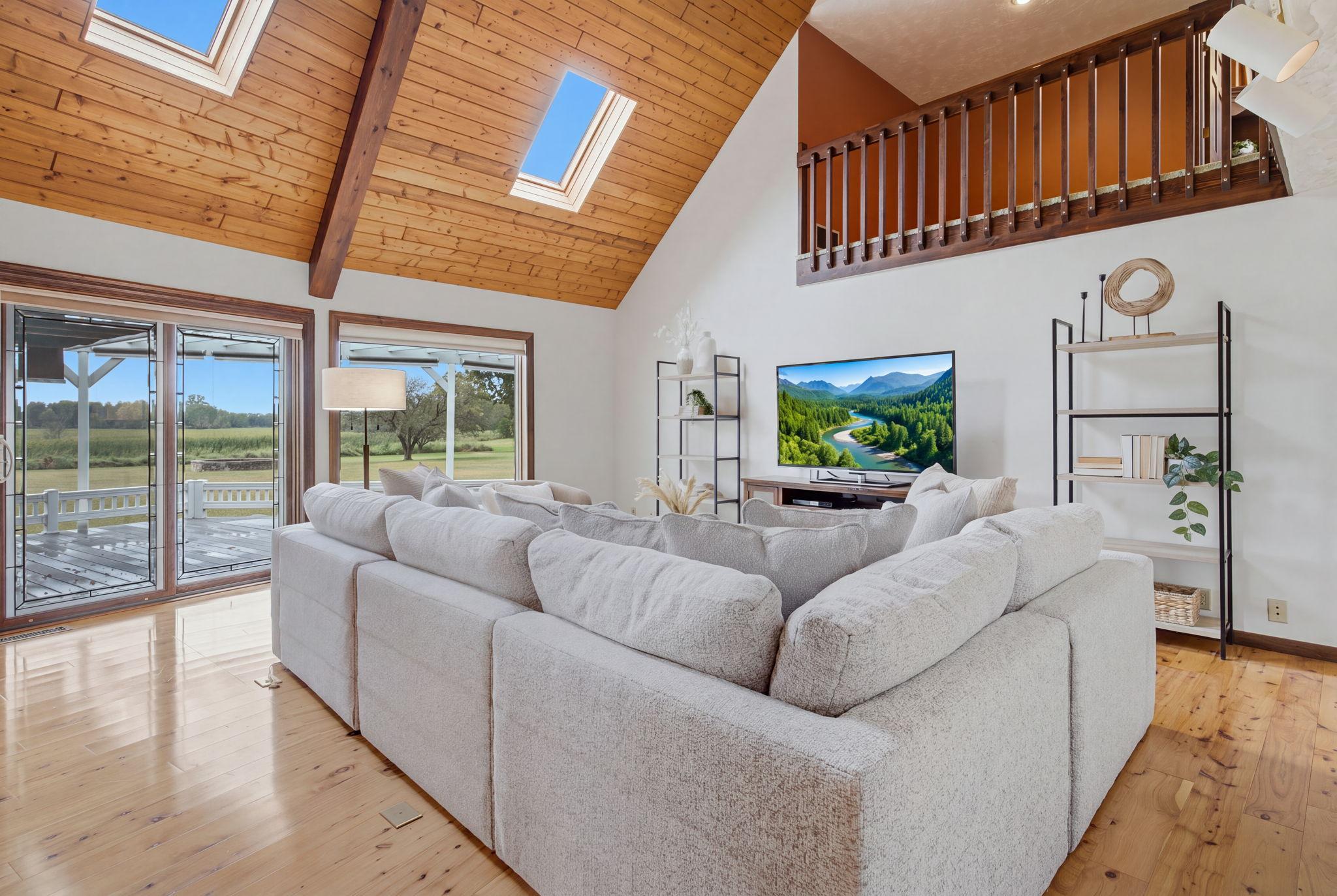 main property photo 34