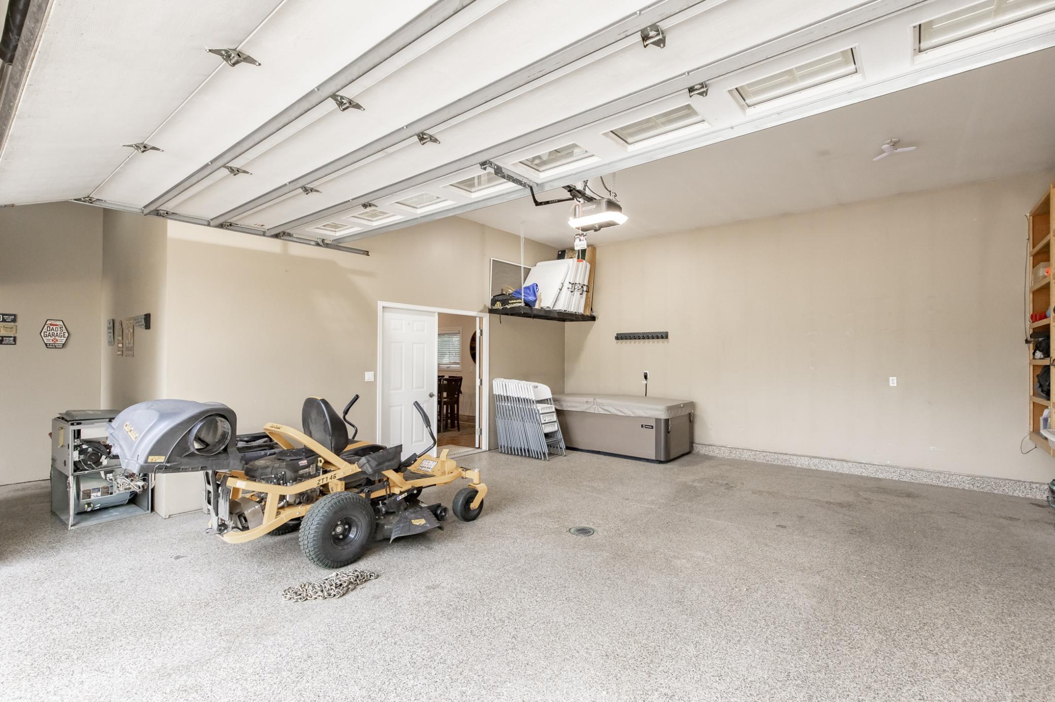 main property photo 80