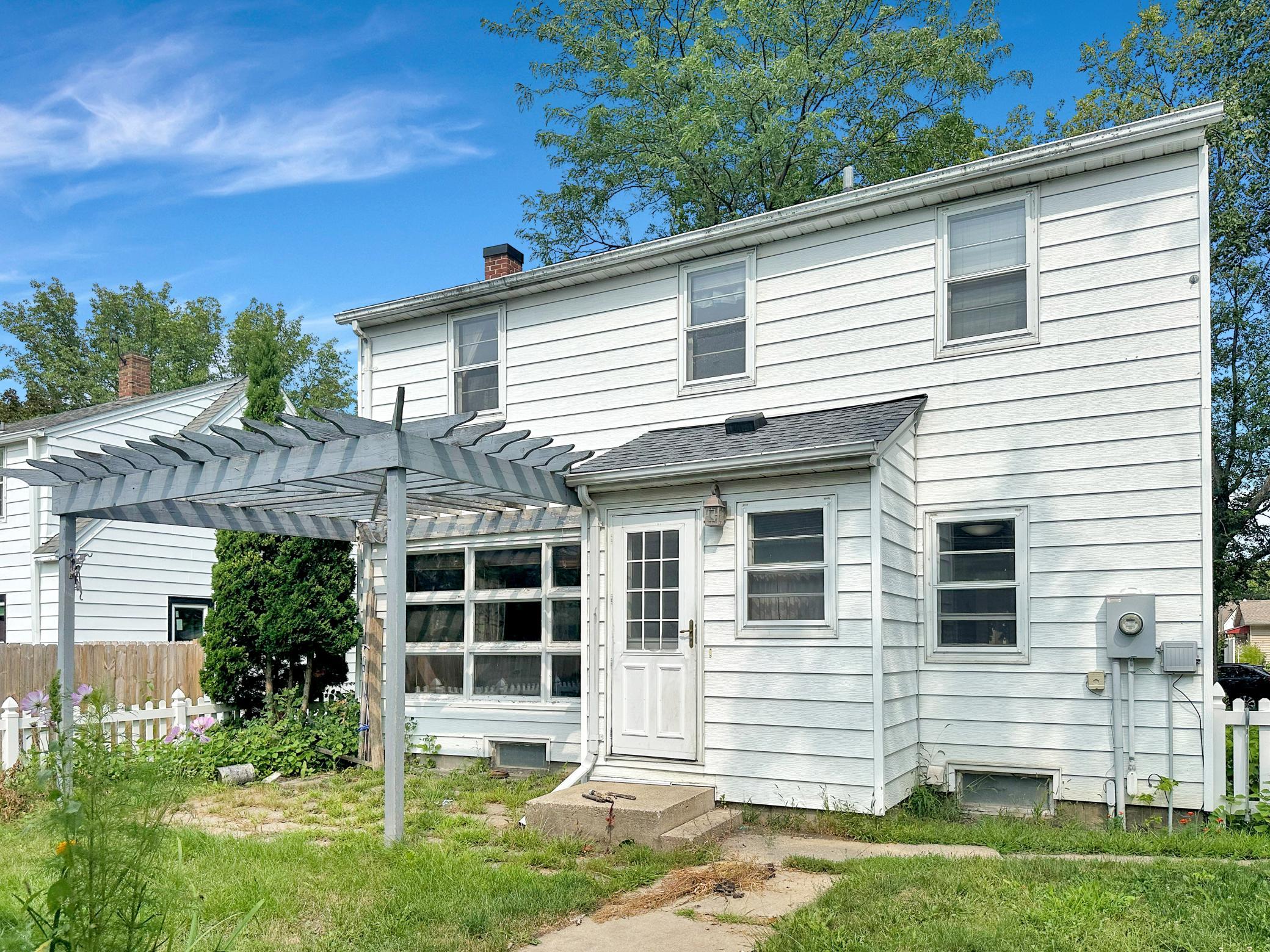 main property photo 6