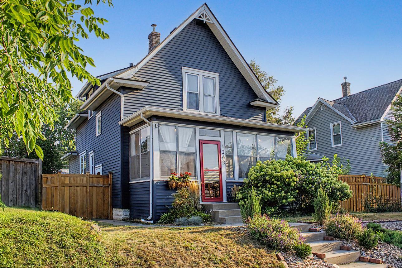 main property photo 0