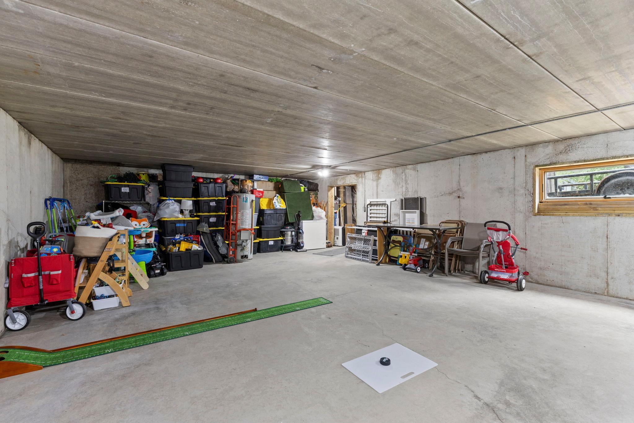main property photo 50