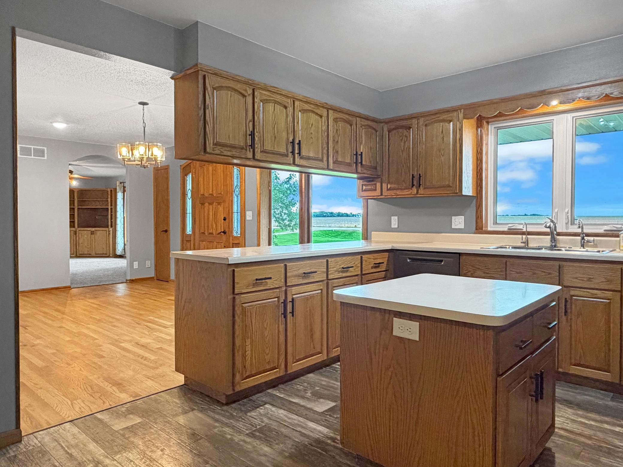 main property photo 19
