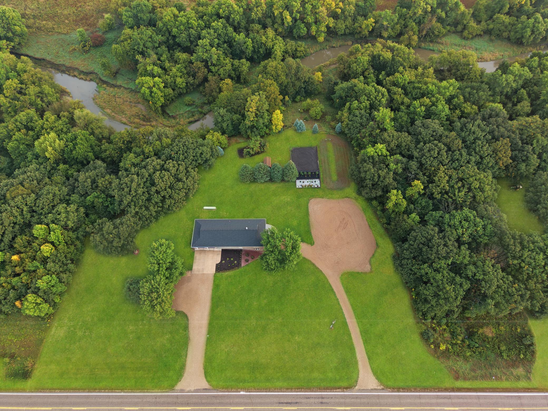 main property photo 44