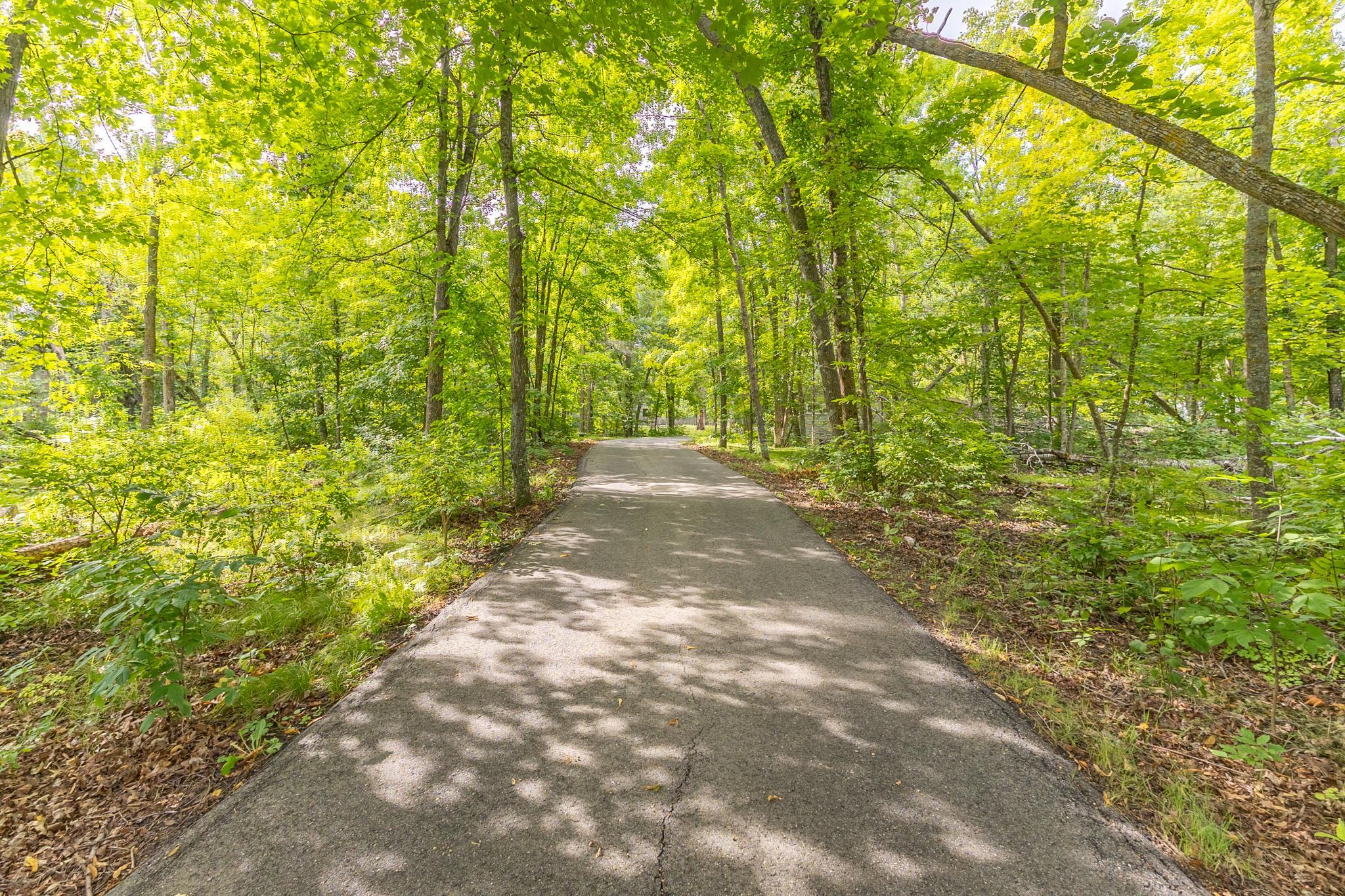main property photo 50