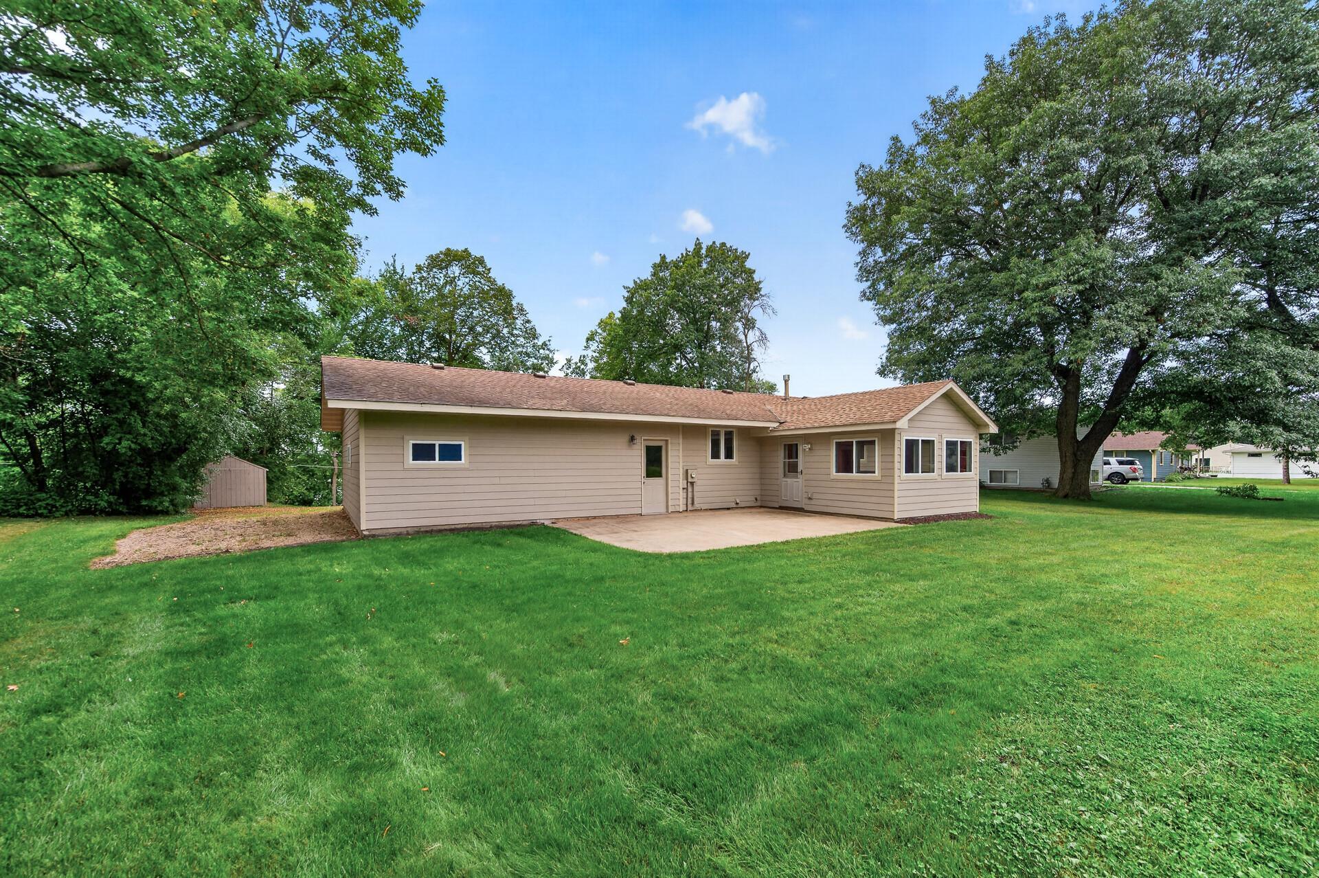 main property photo 3