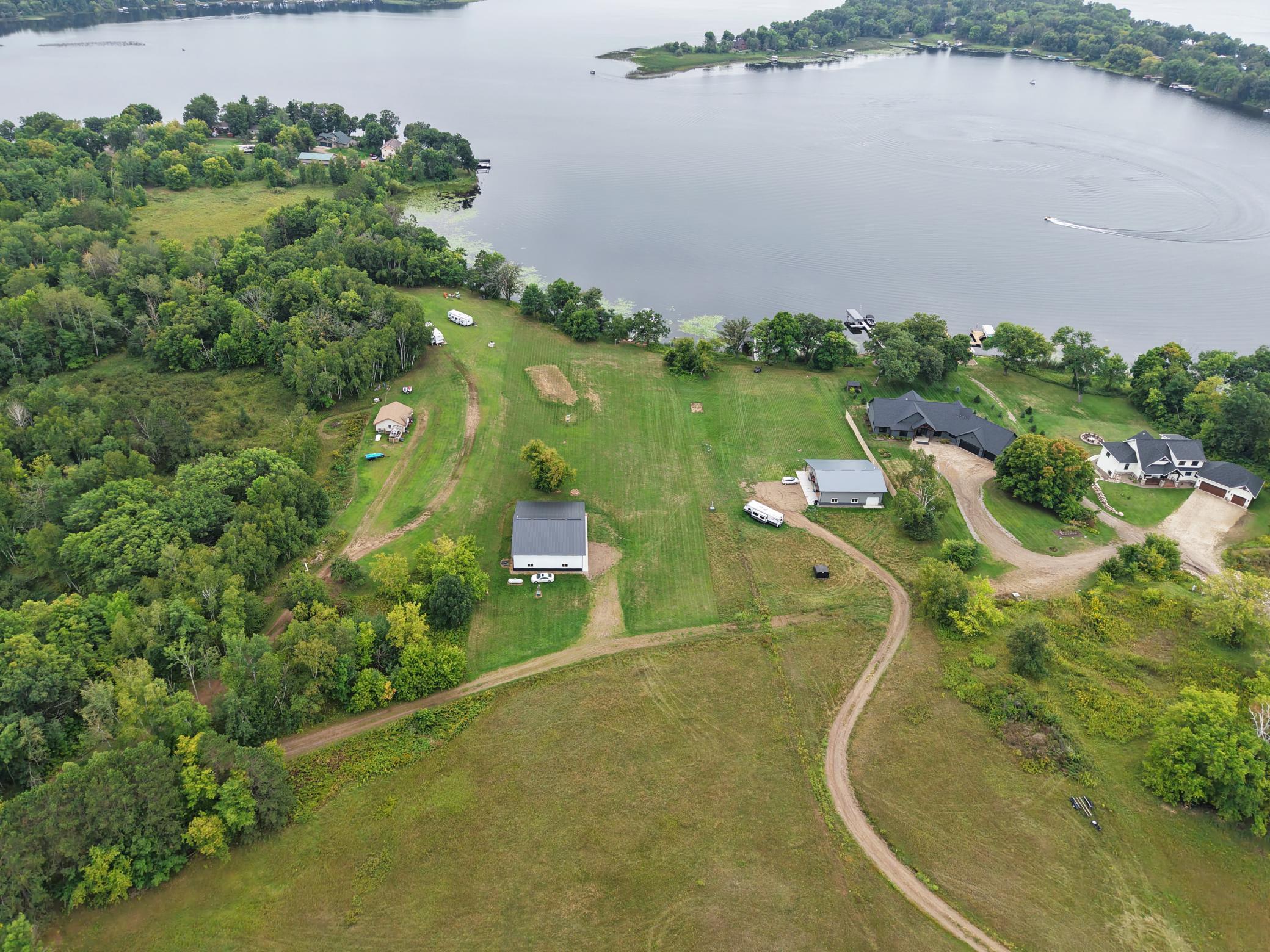 main property photo 22
