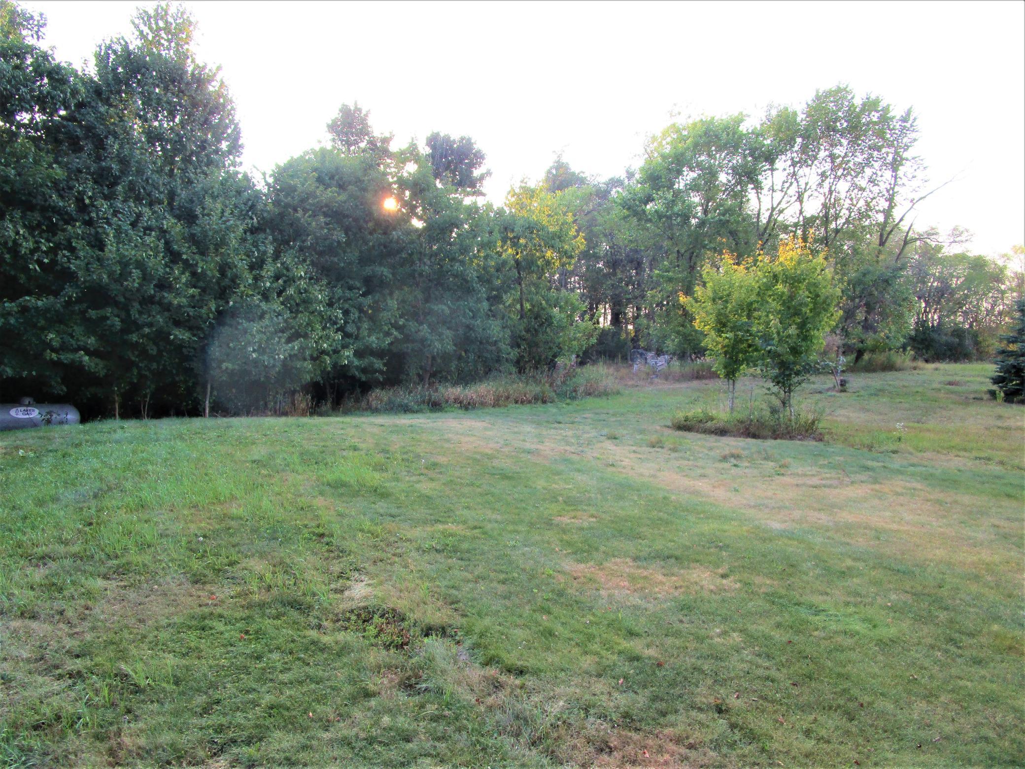 main property photo 10