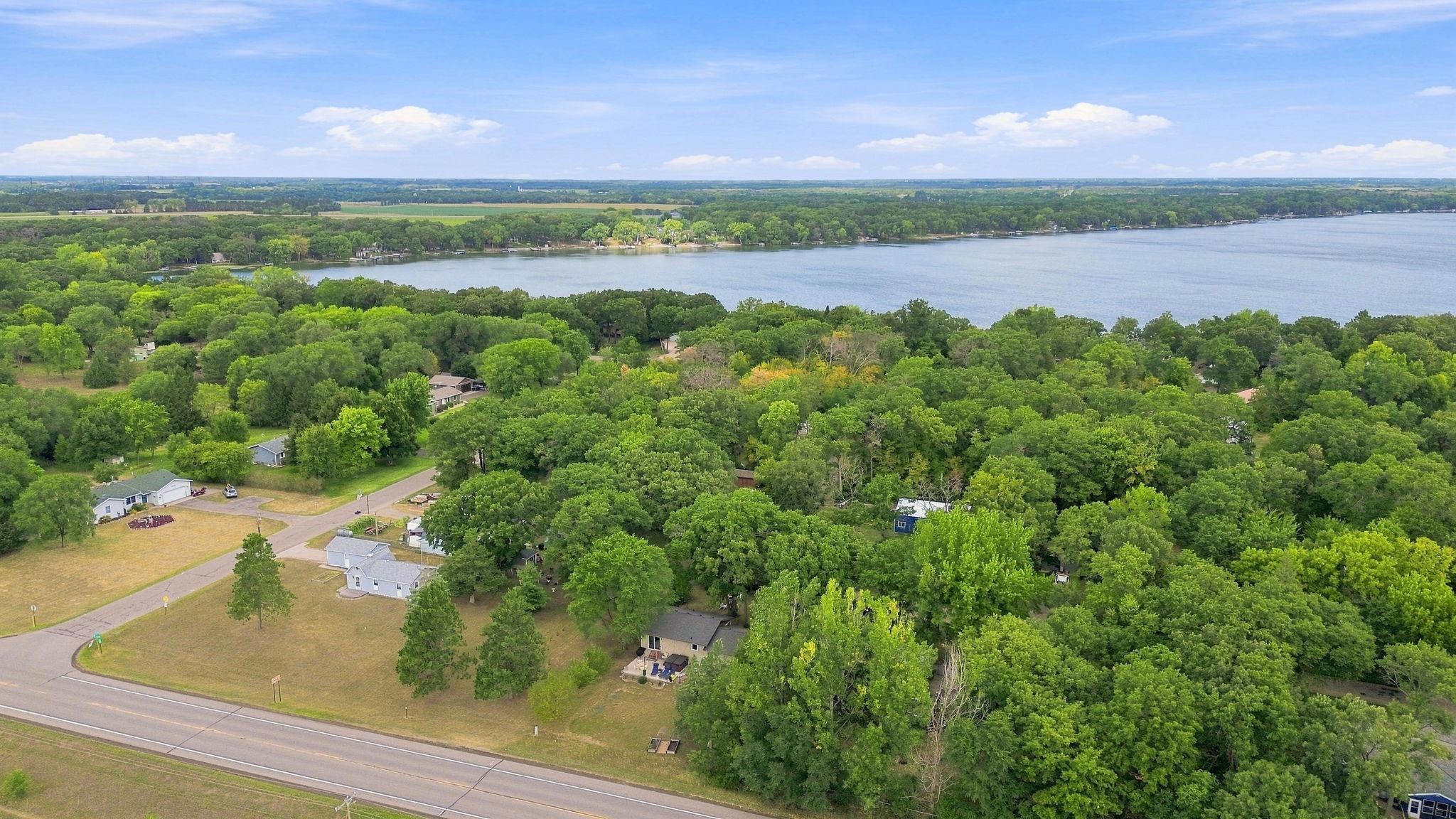main property photo 40