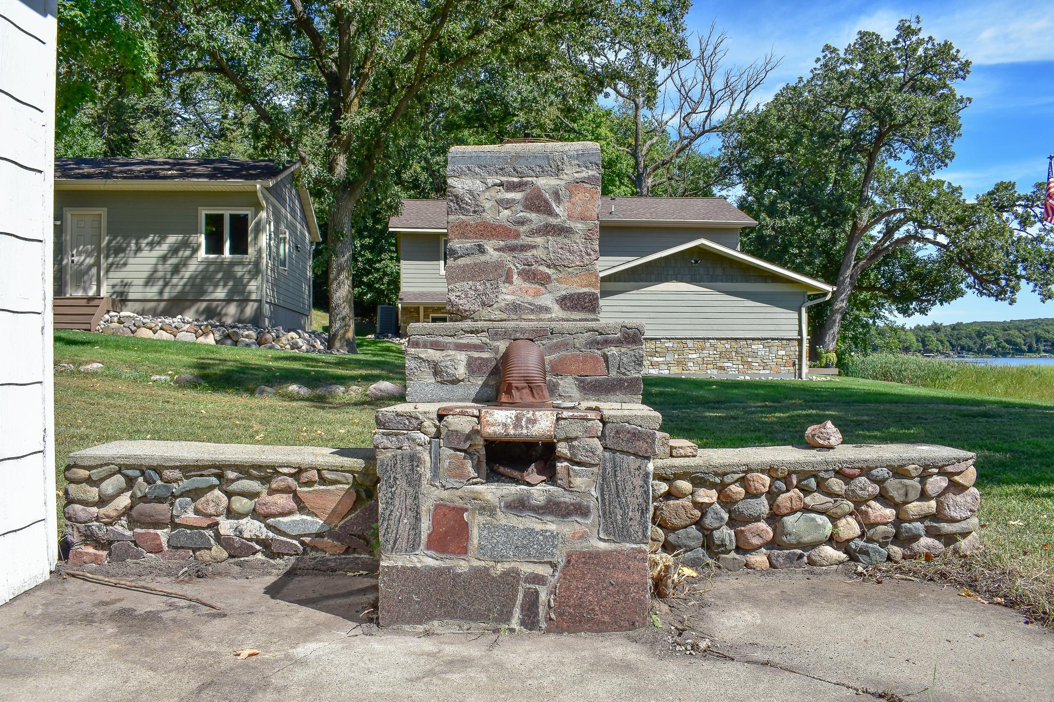 main property photo 41