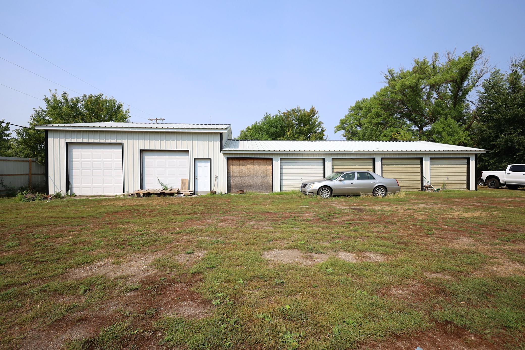 main property photo 0