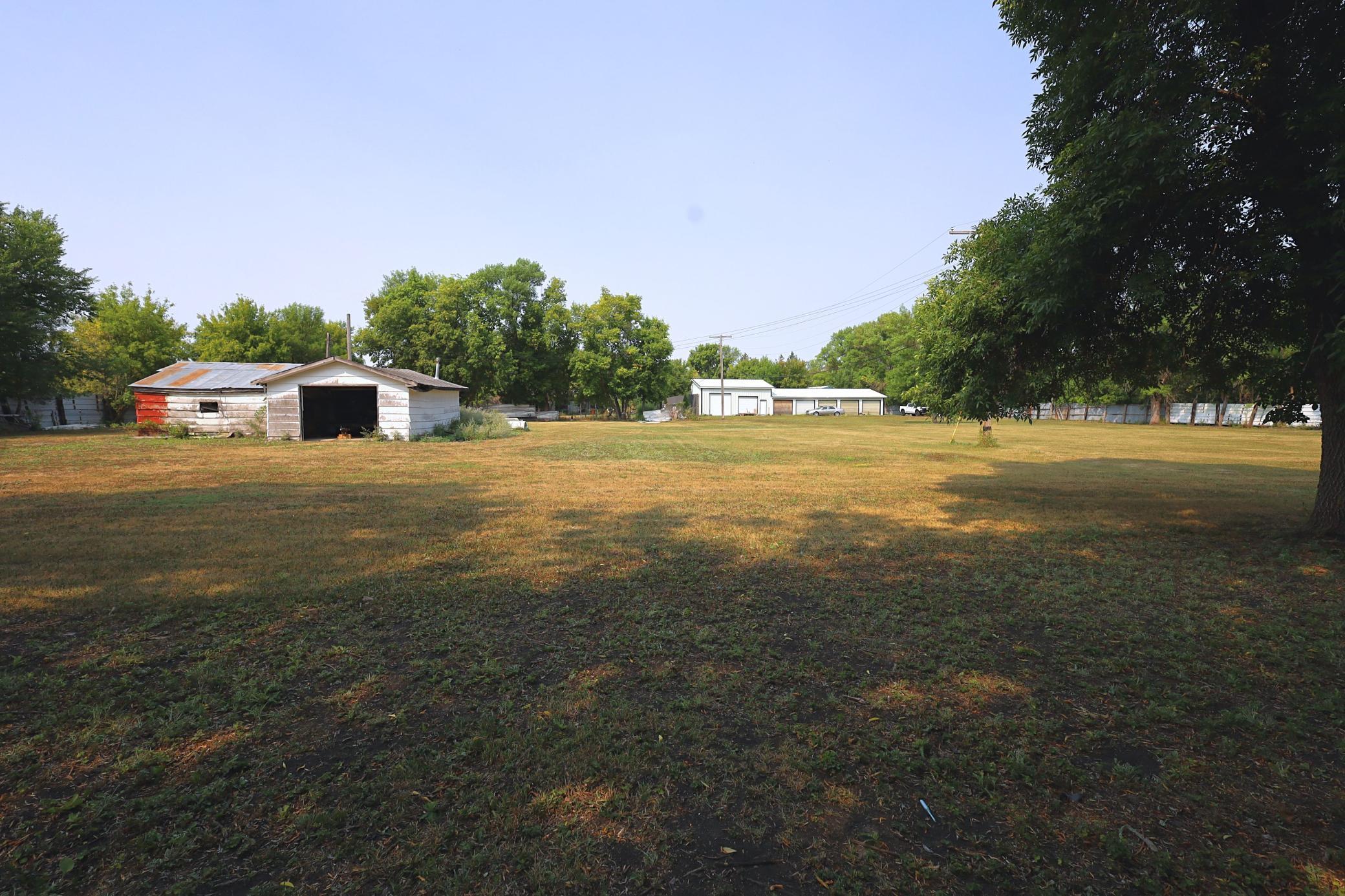 main property photo 15