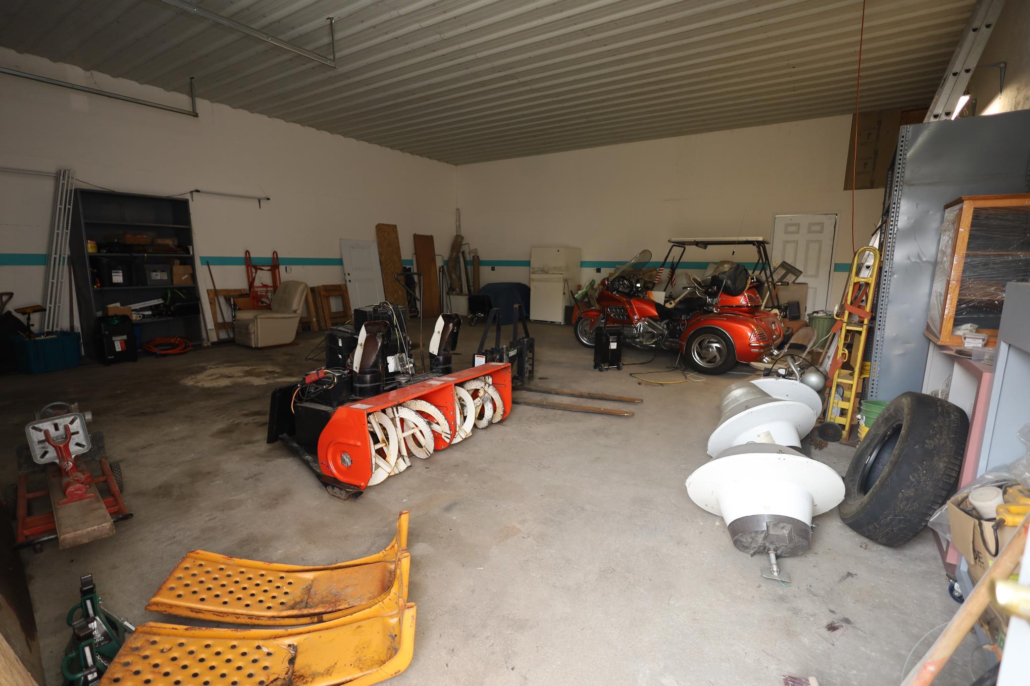 main property photo 8