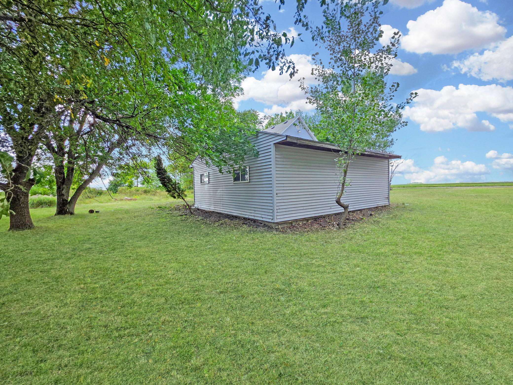 main property photo 17