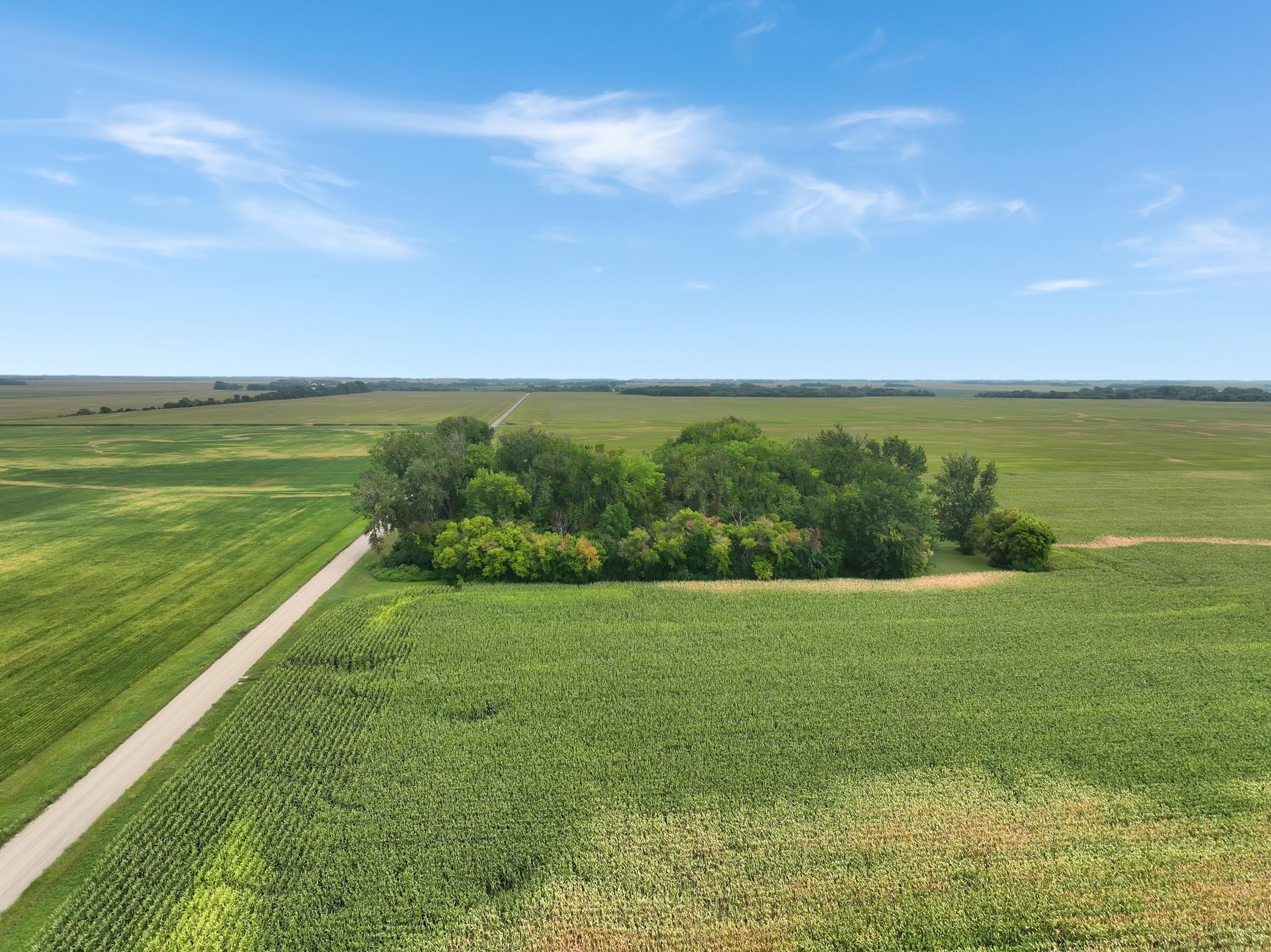 main property photo 20