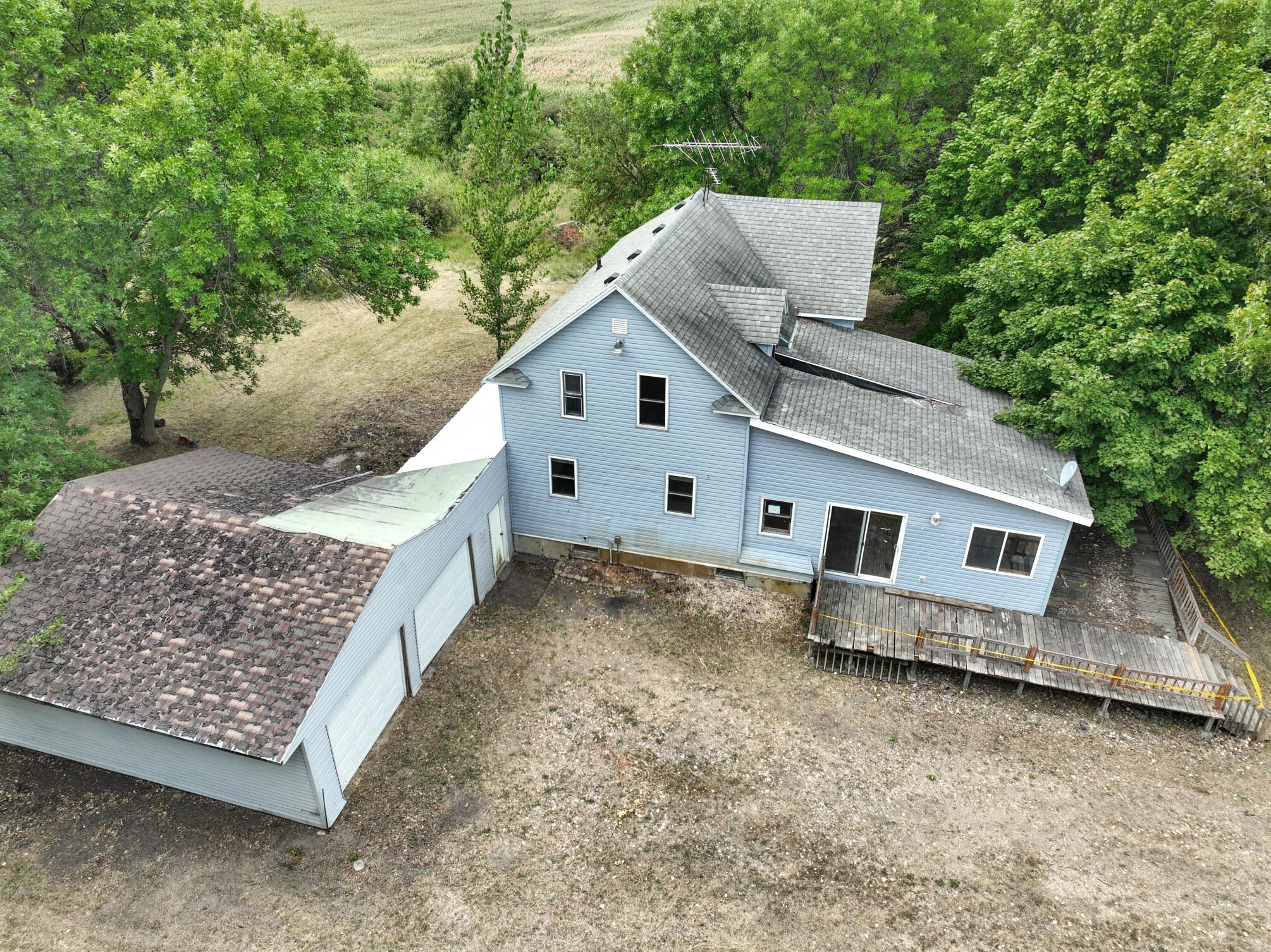 main property photo 22