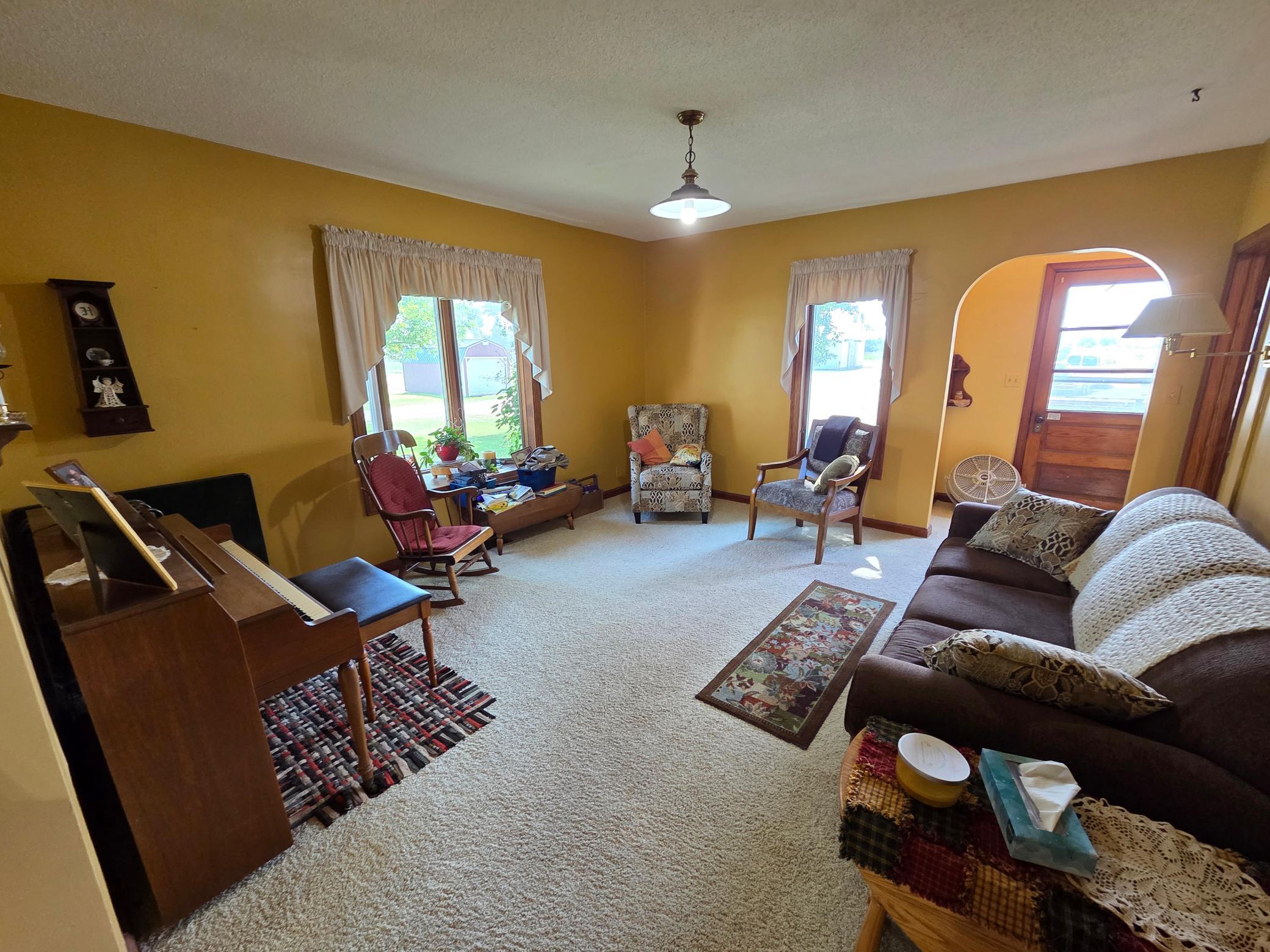 main property photo 14