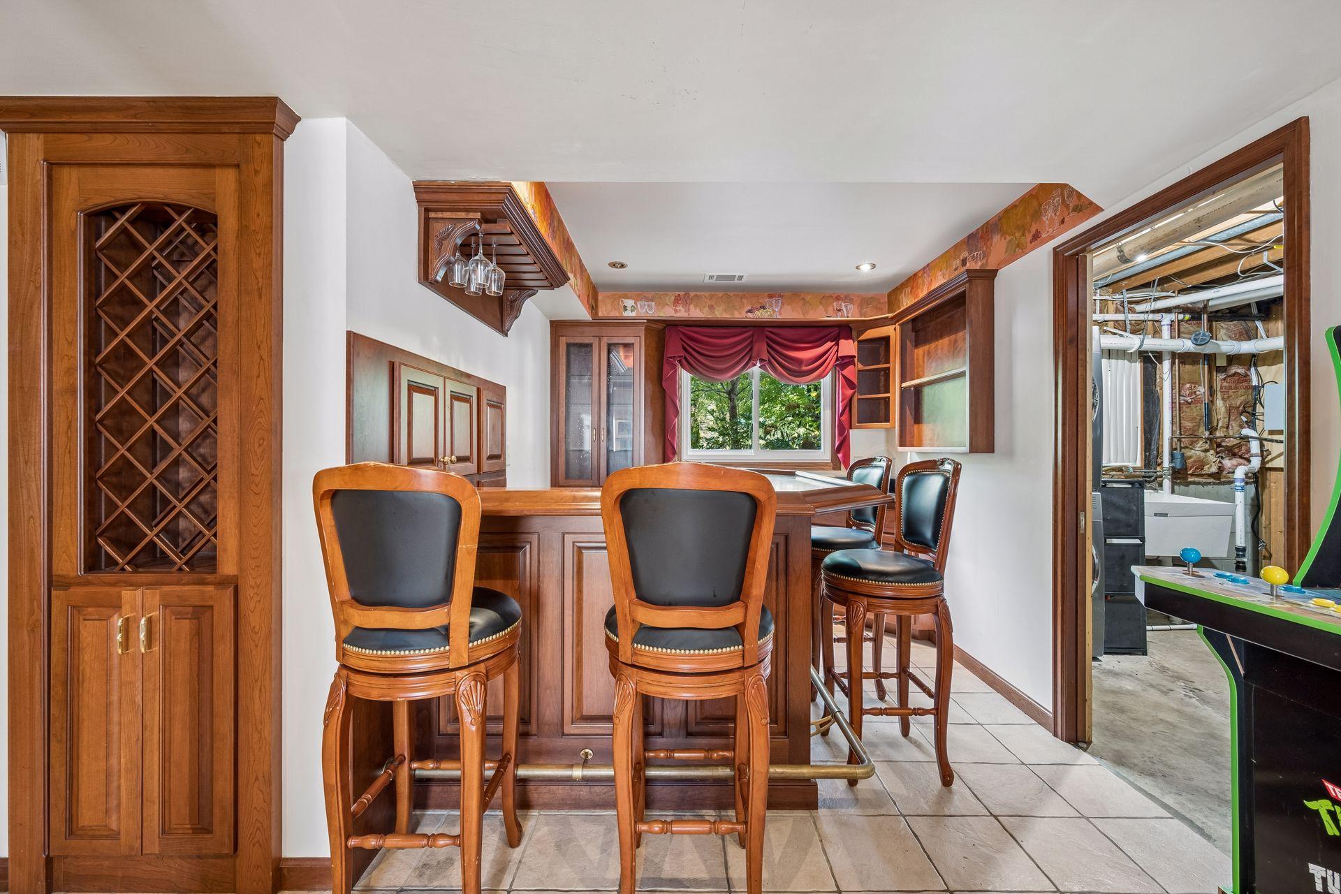 main property photo 28