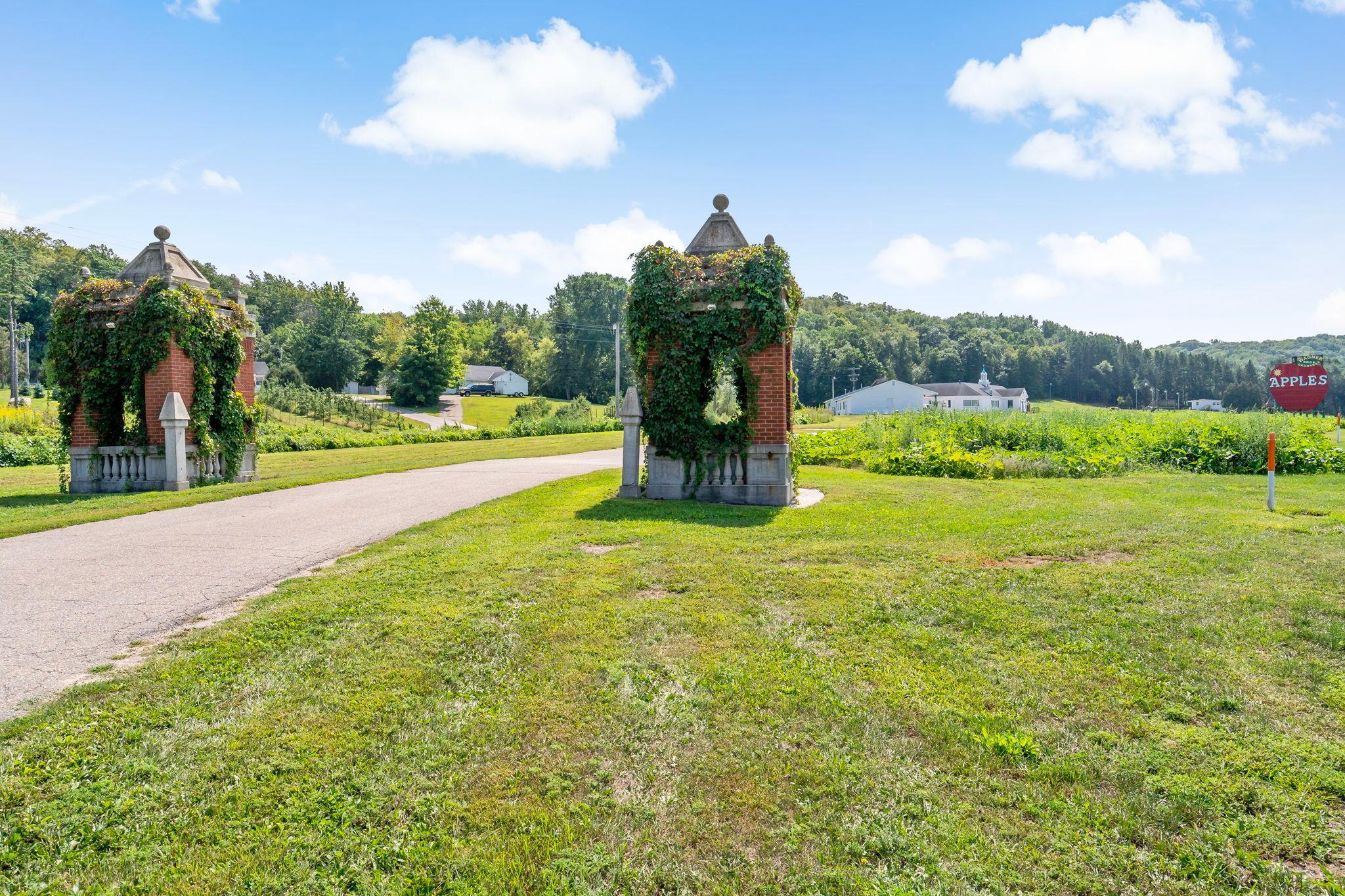 main property photo 29
