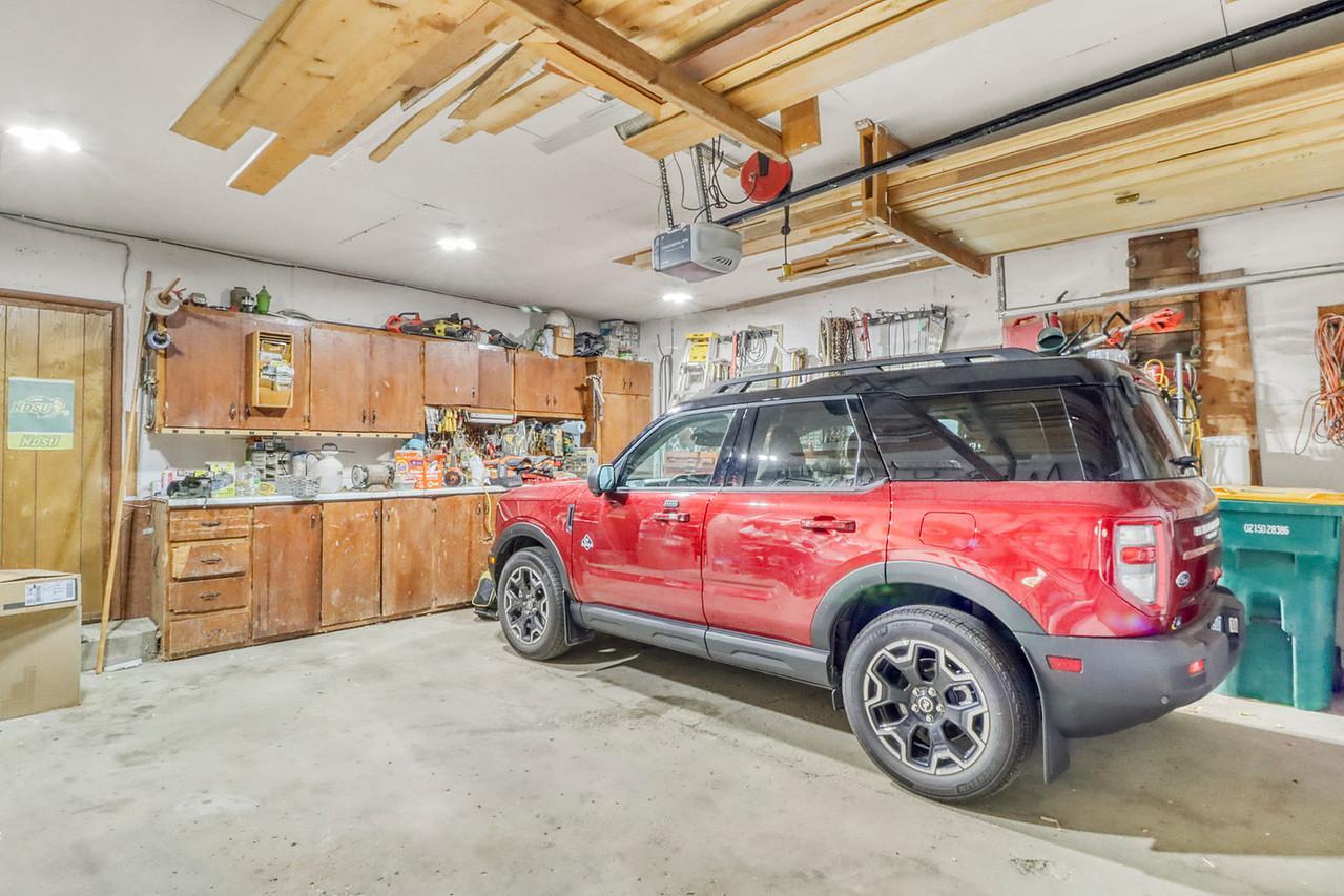 main property photo 64