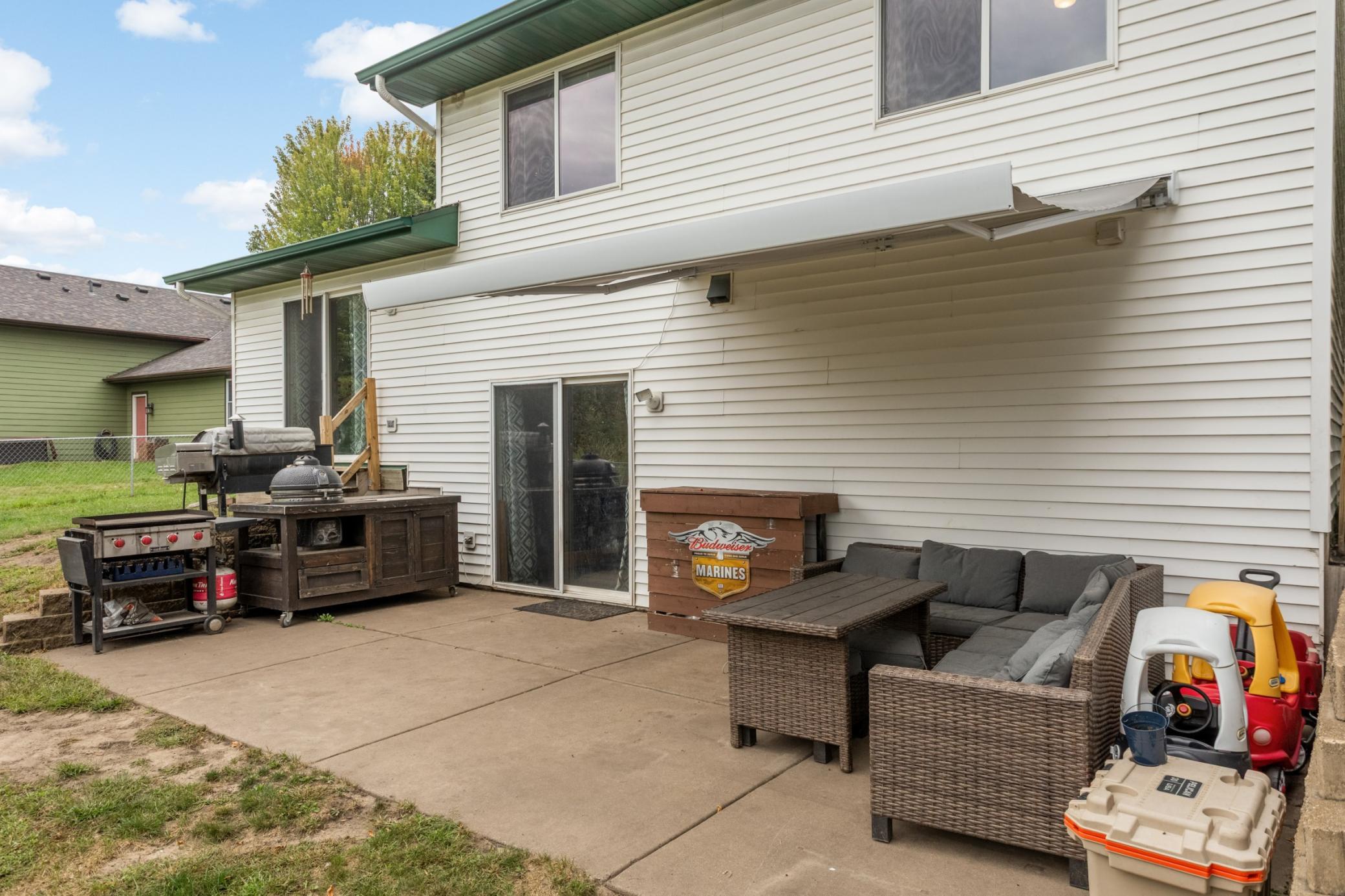main property photo 23