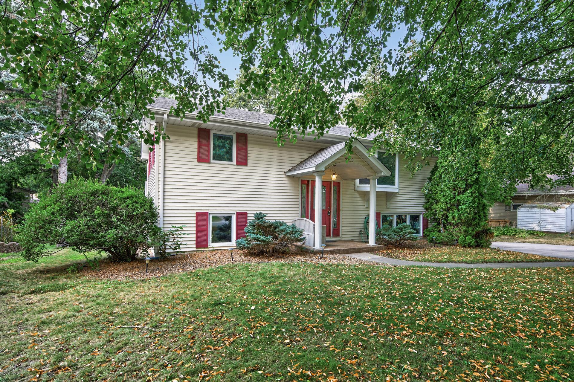 main property photo 41