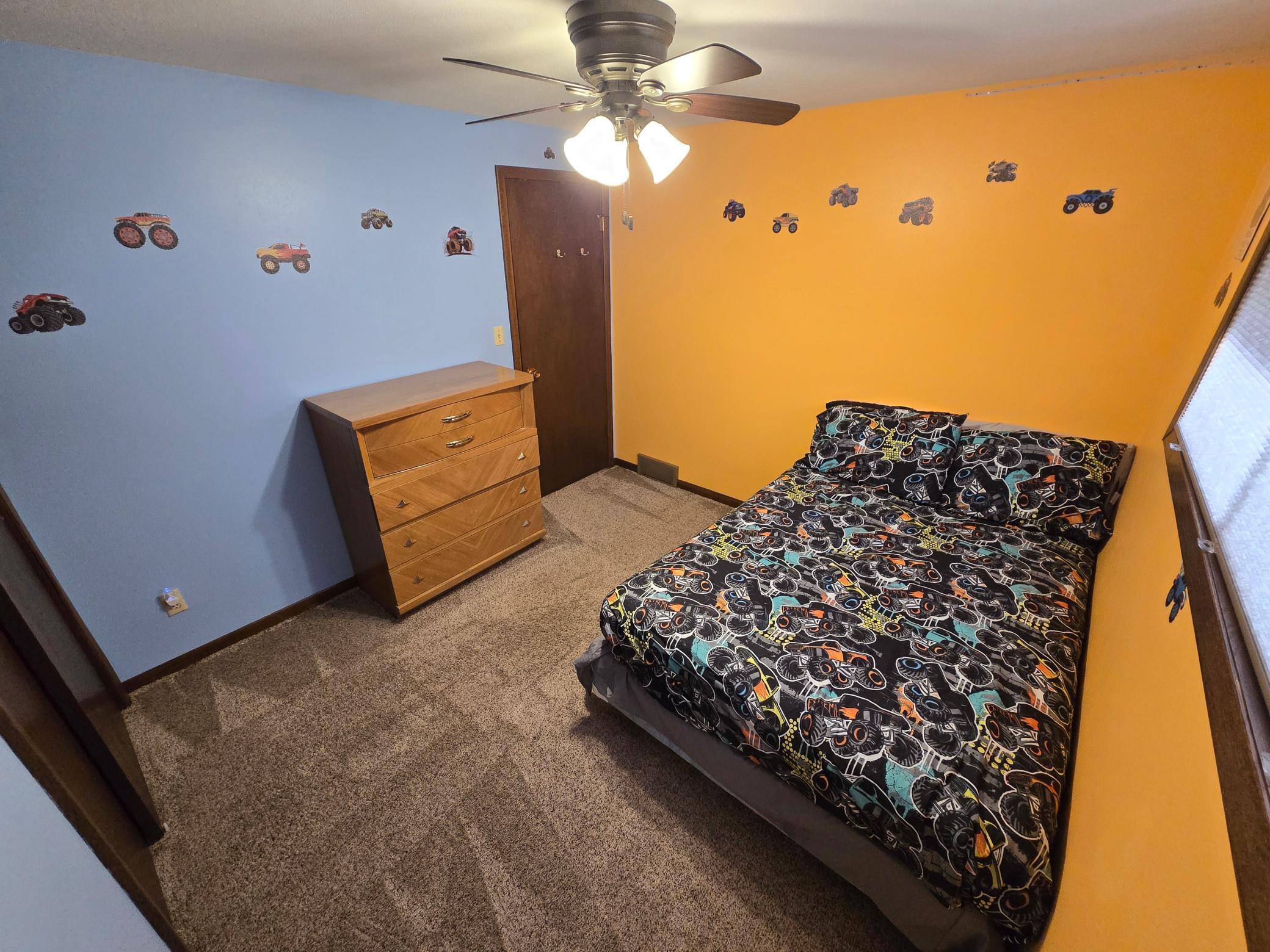main property photo 32
