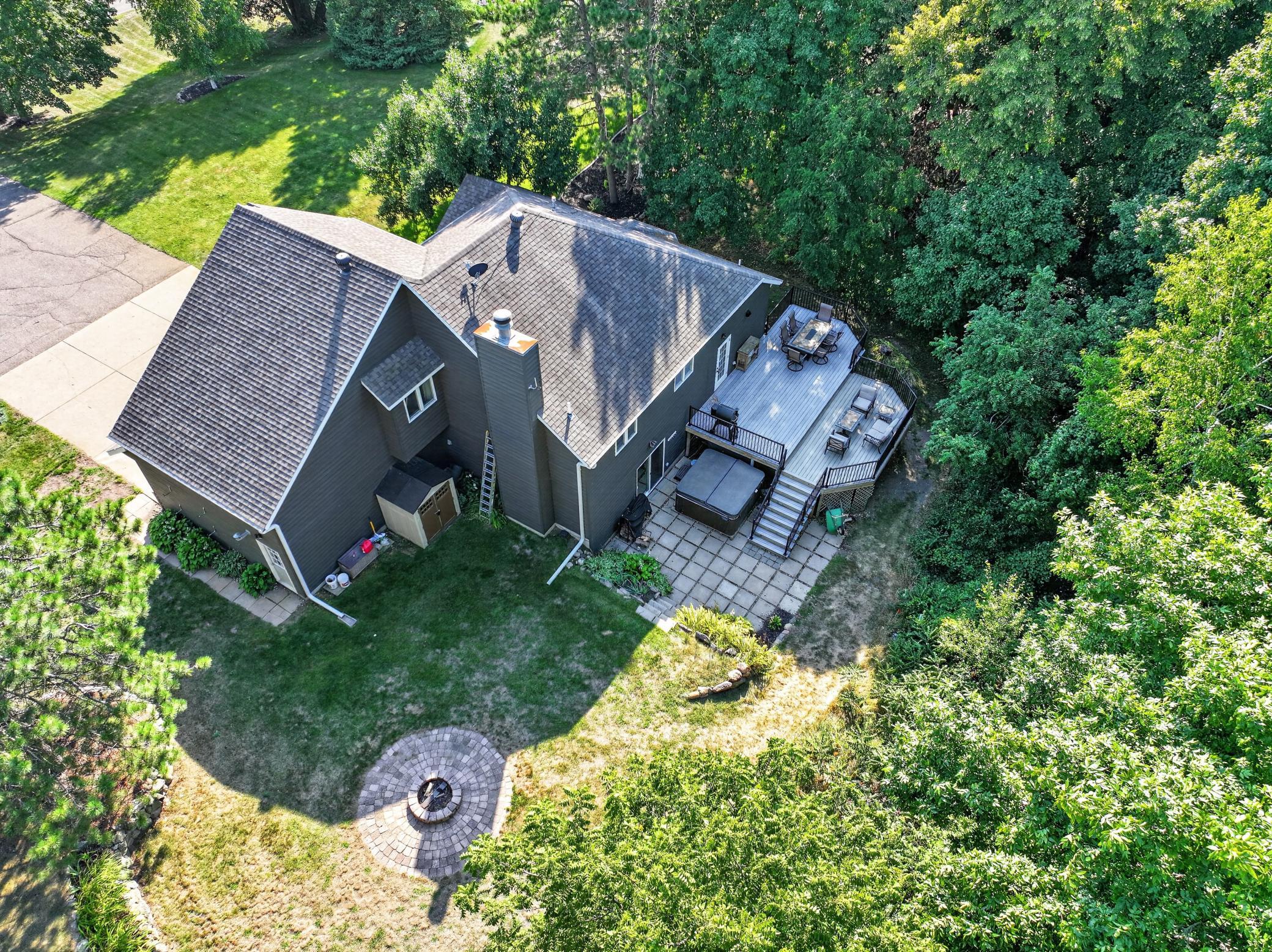main property photo 14