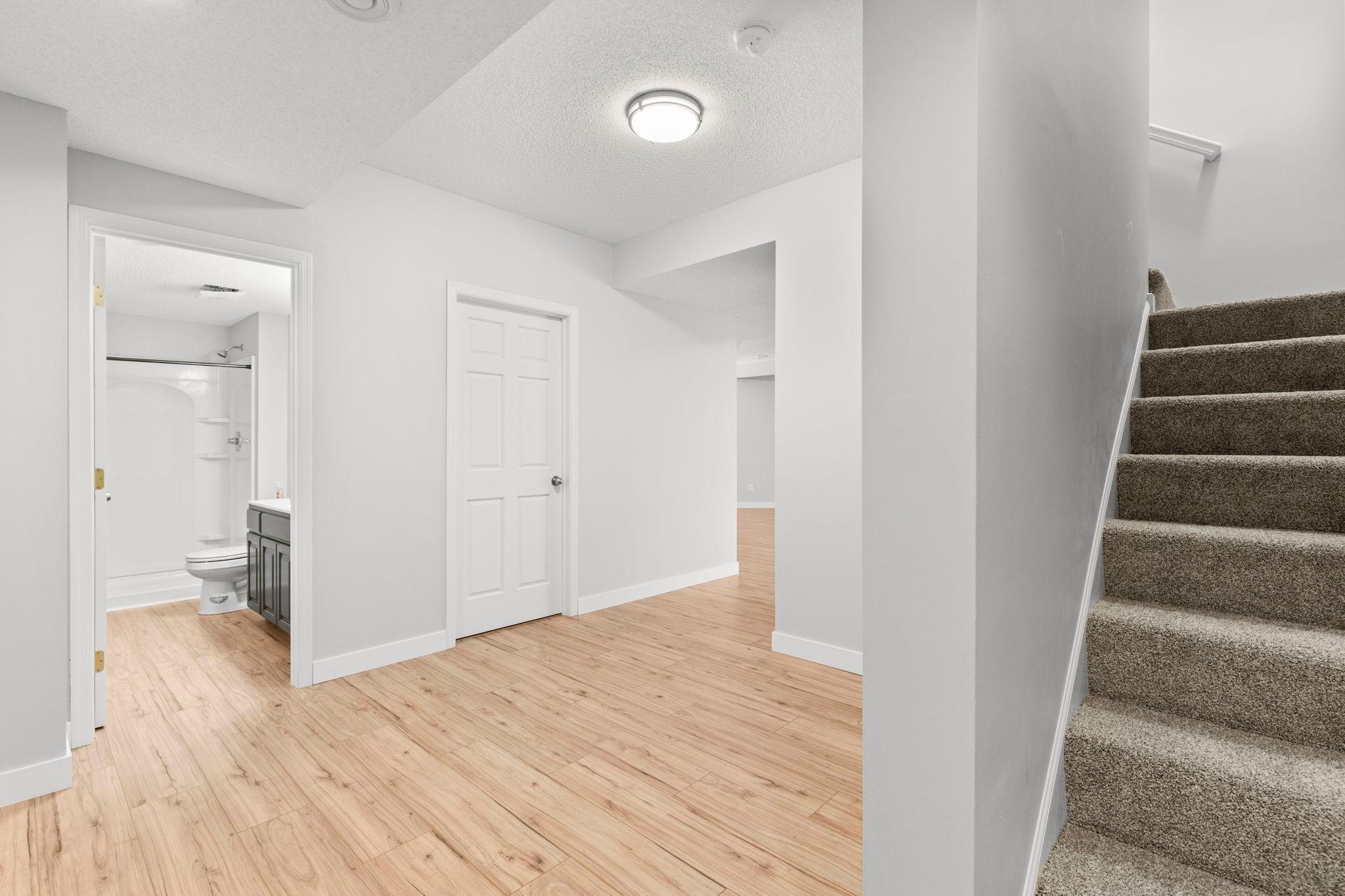 main property photo 75