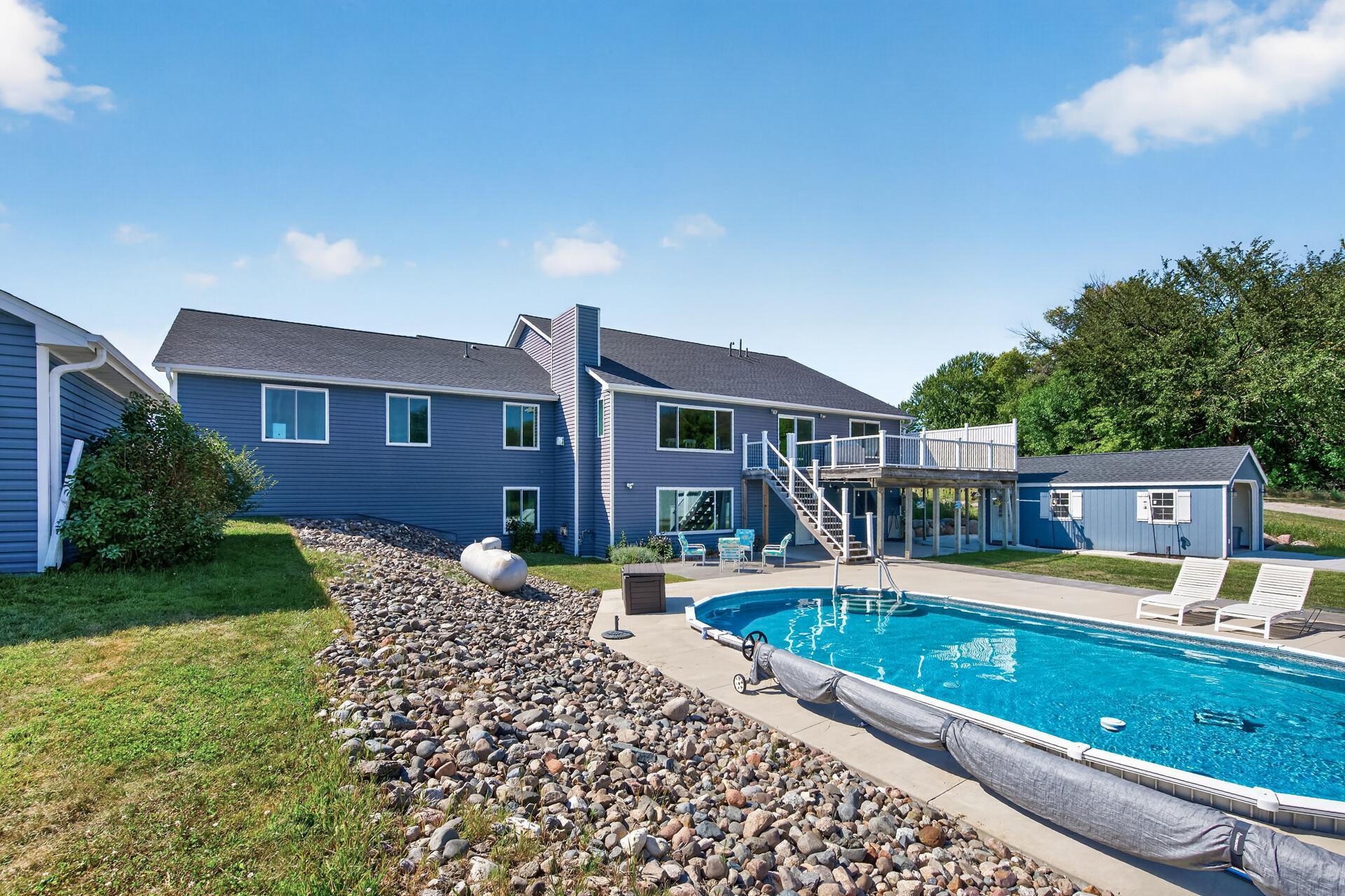 main property photo 64