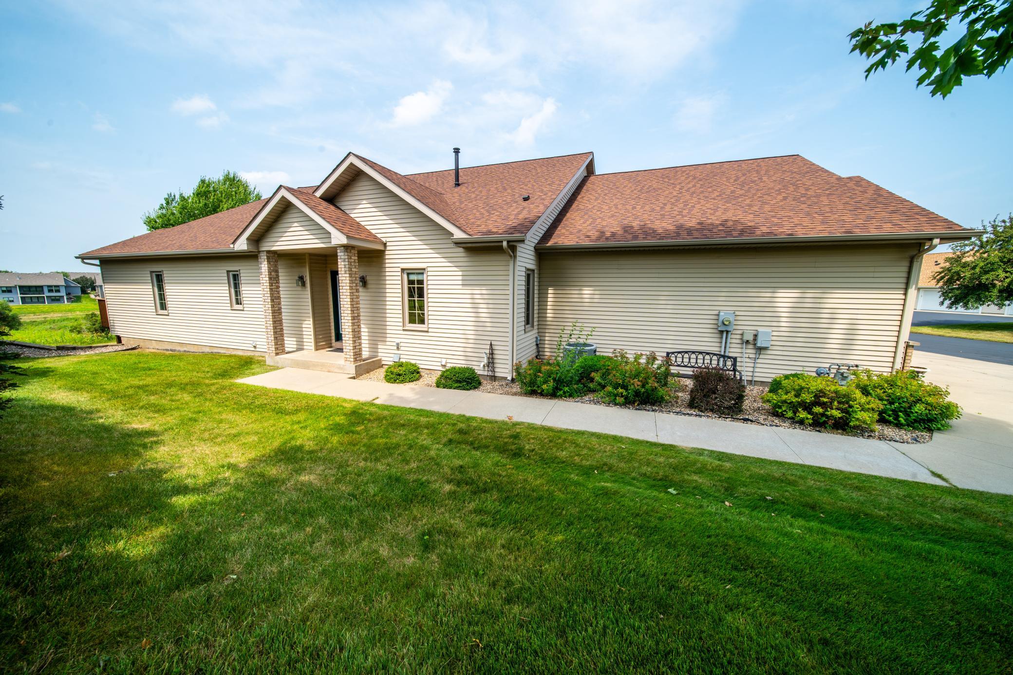 main property photo 0