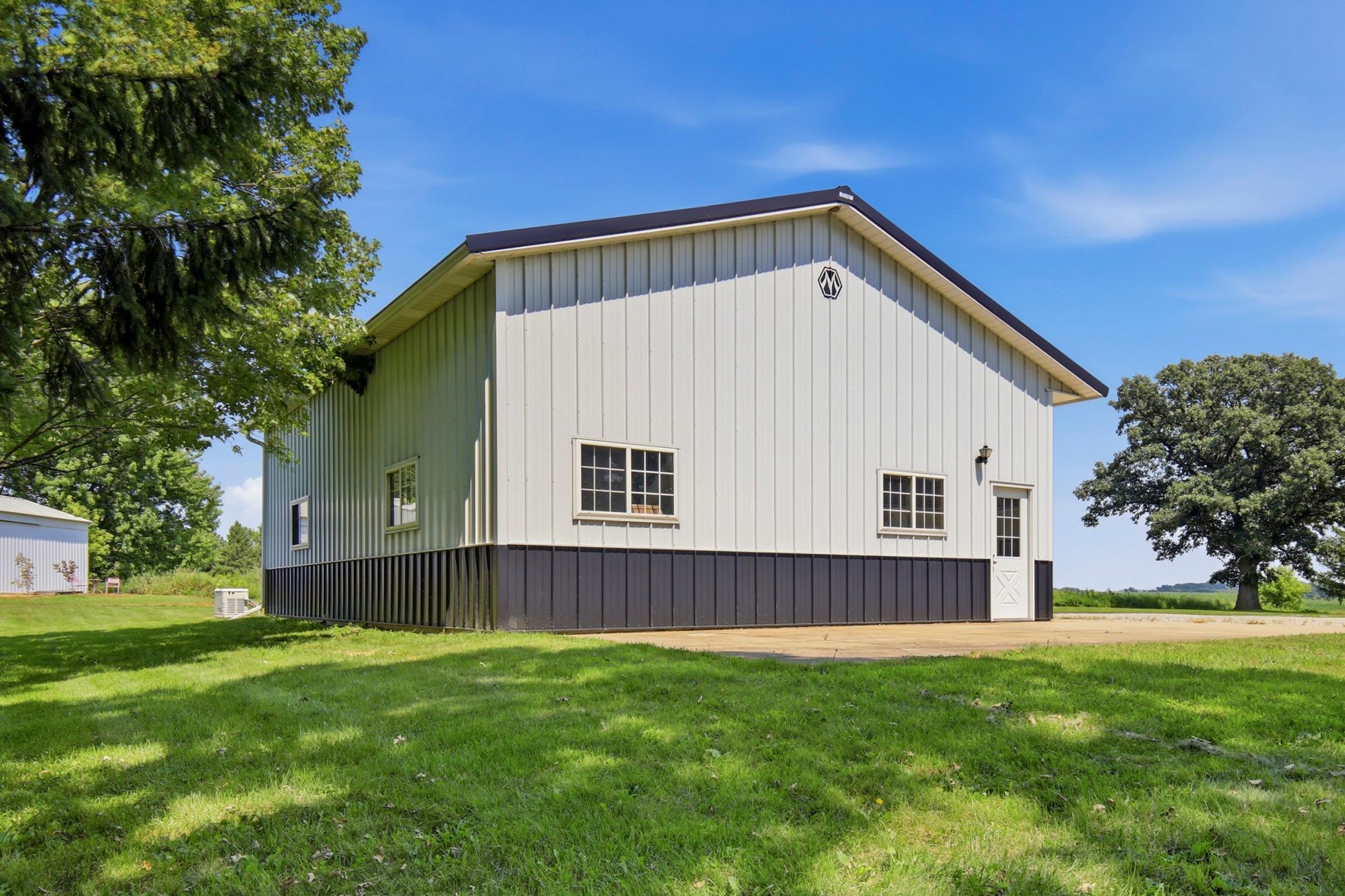 main property photo 60