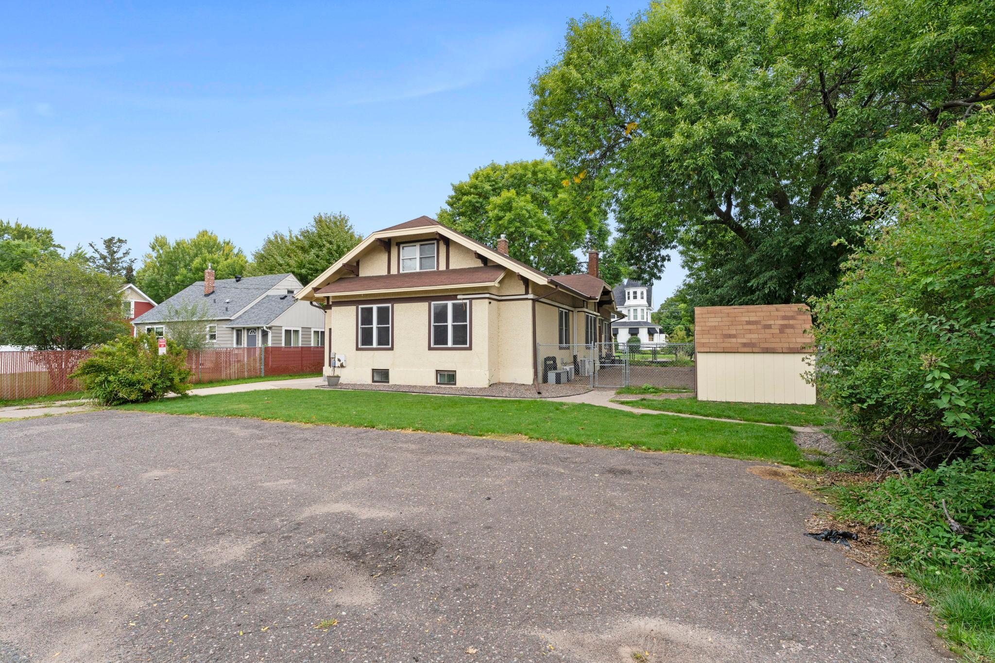 main property photo 70
